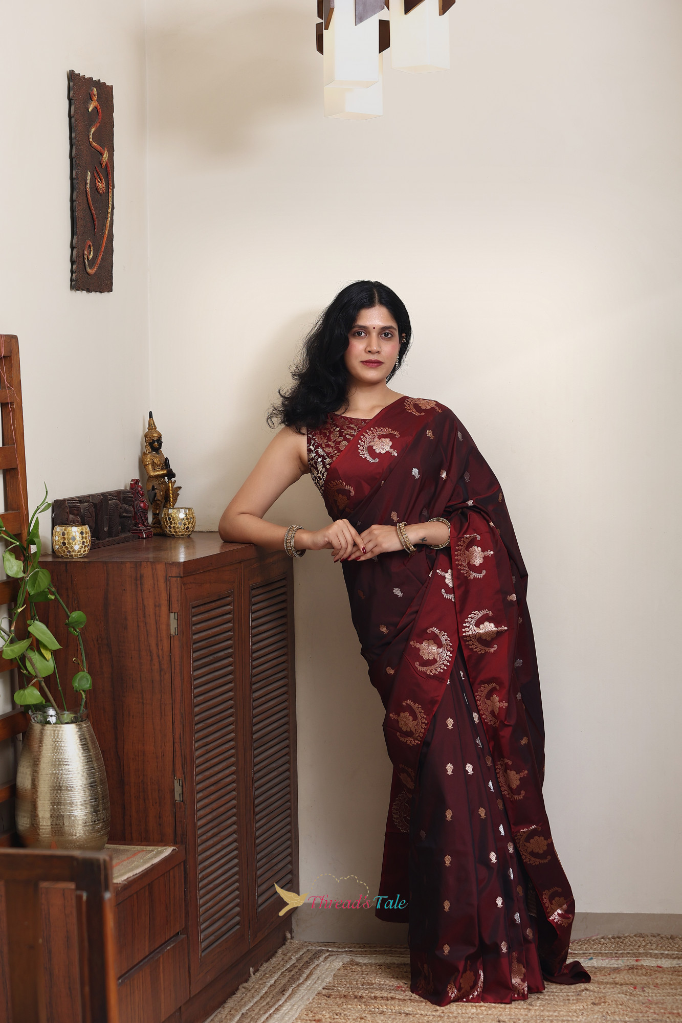 Chocolate Brown Saree With Muted Zari Motifs