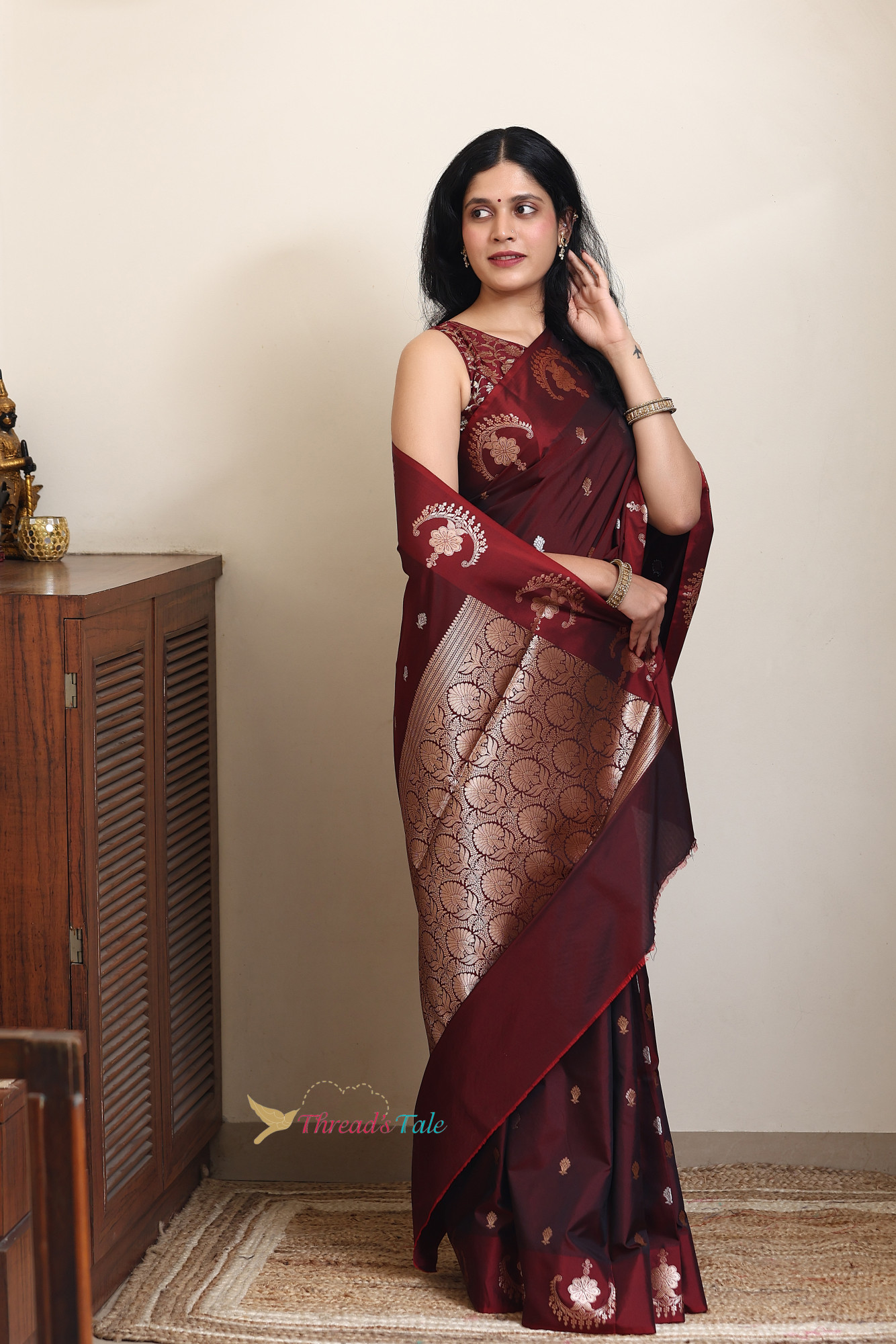 Chocolate Brown Saree With Muted Zari Motifs