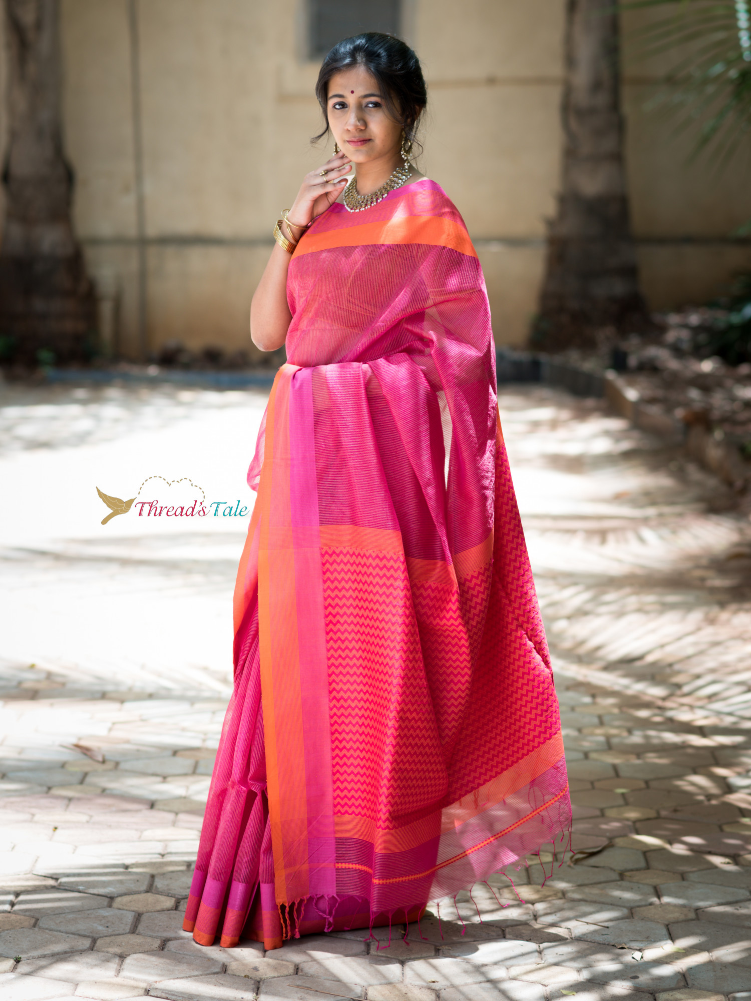 Handwoven Pink Orange textured Pure Maheshwari Saree