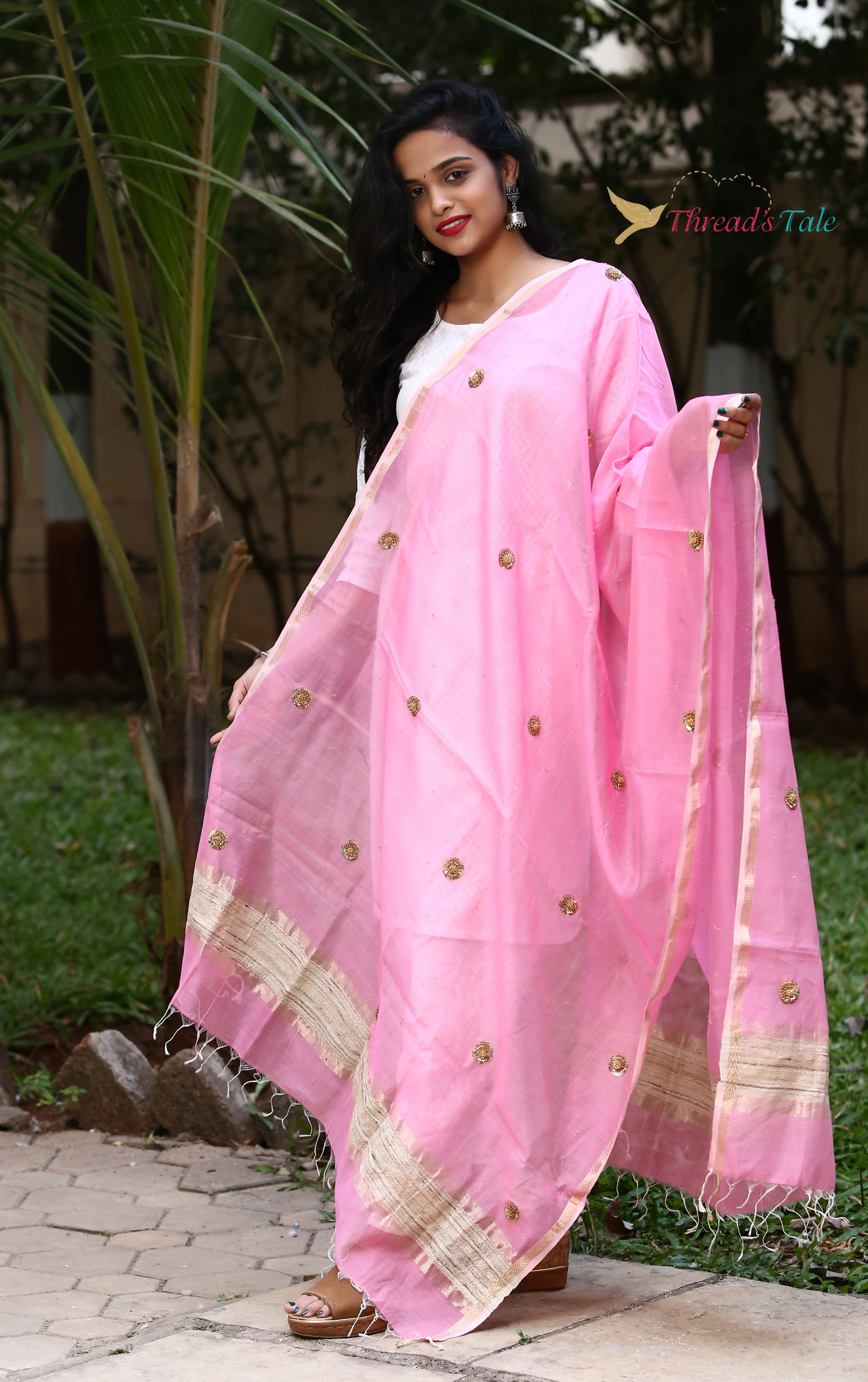 Sweet Pink Hand embroidered Handwoven Maheshwari Dupatta with sequins work