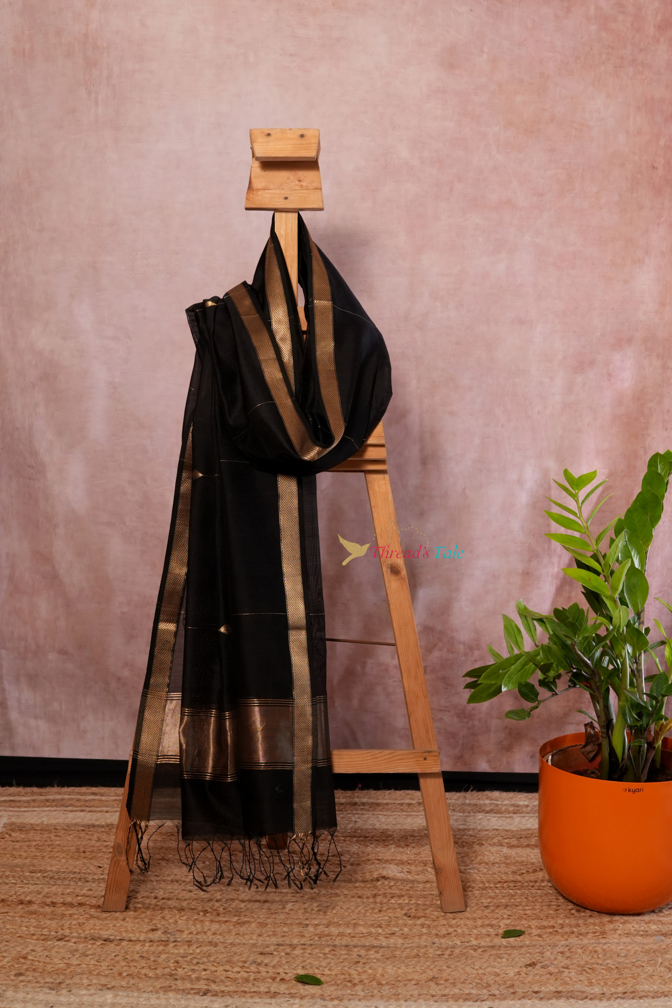 Black Handwoven Maheshwari Dupatta With Line  Butti