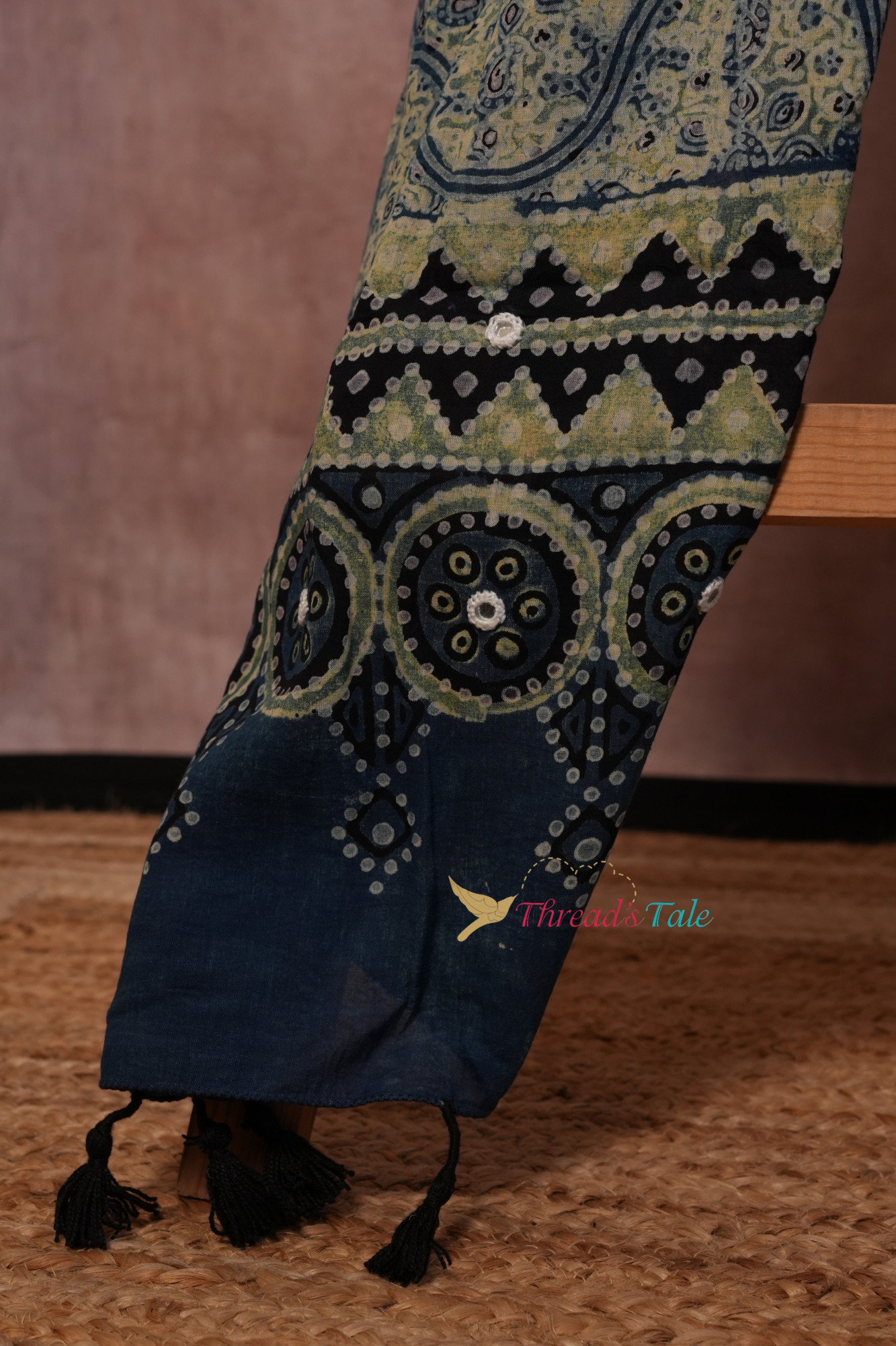 Handcrafted Indigo White Cotton Stole