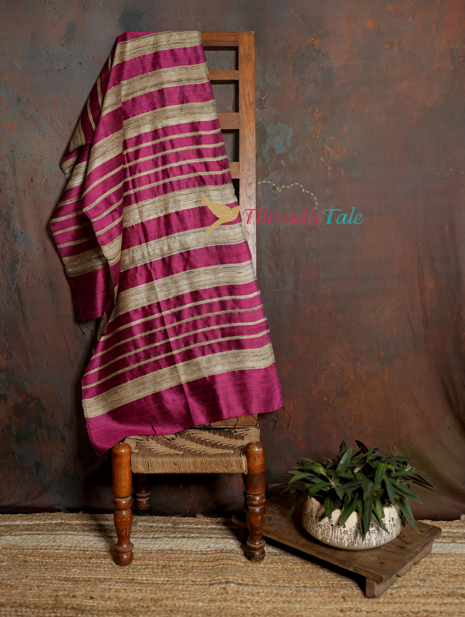 Handwoven Magenta Stole with Contrast Gold Stripes