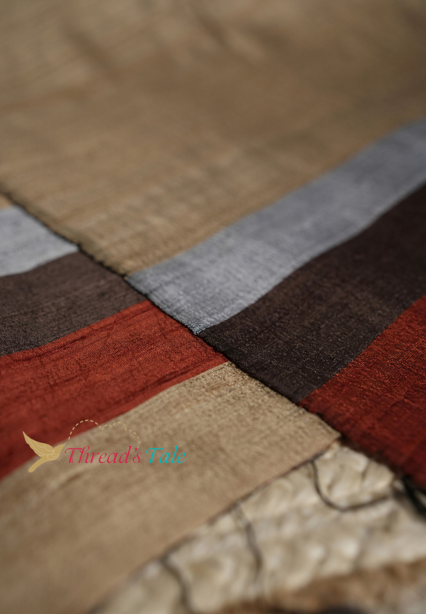 Handwoven Beige Stole with Contrast Borders