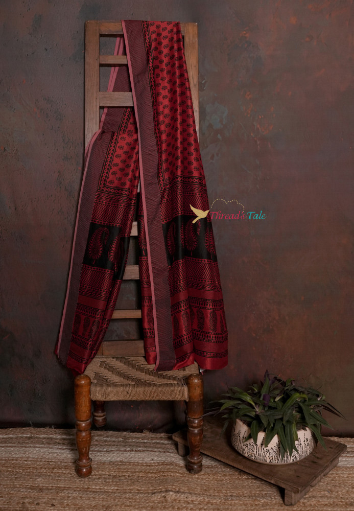 Image of Handwoven Deep Red Mulberry Silk Dupatta With Hand Block  Bagh Print