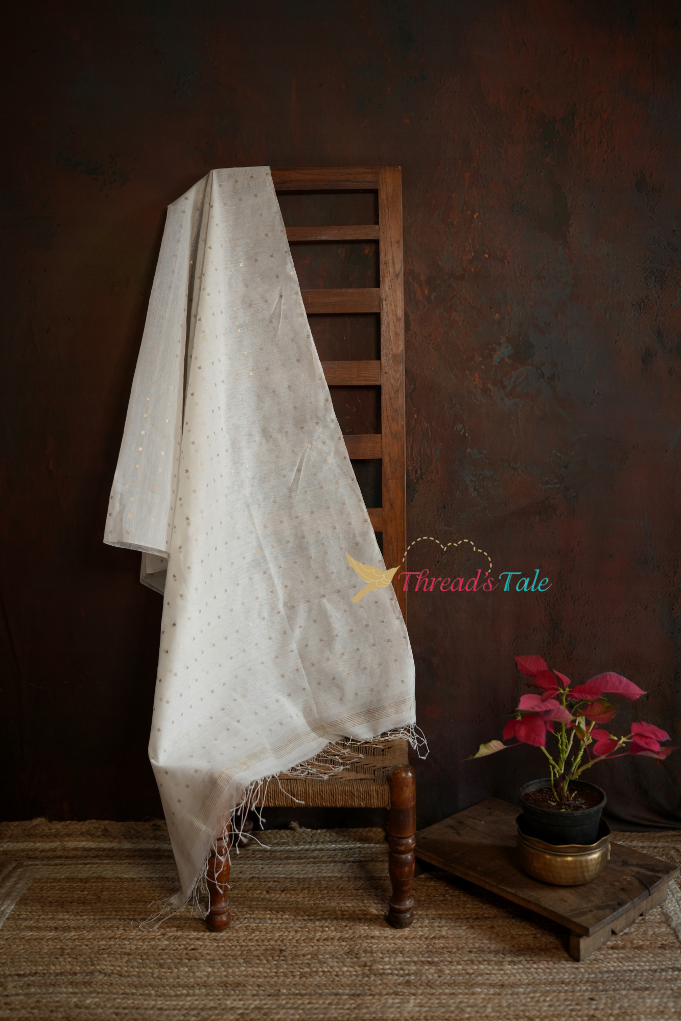 White Silk-Cotton Handwoven Dupatta With Sequins