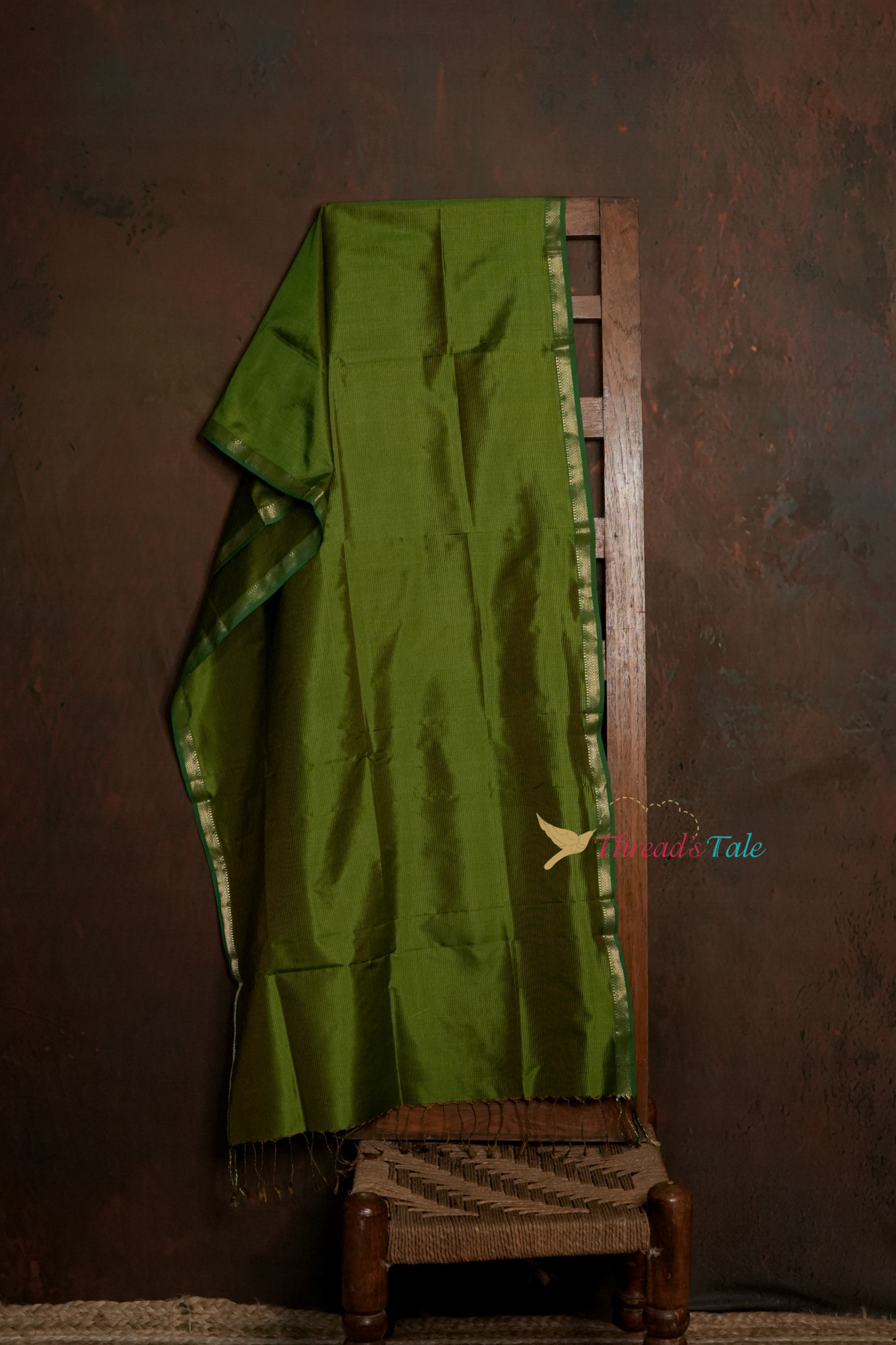 Green Handwoven Textured Pure Silk Stole