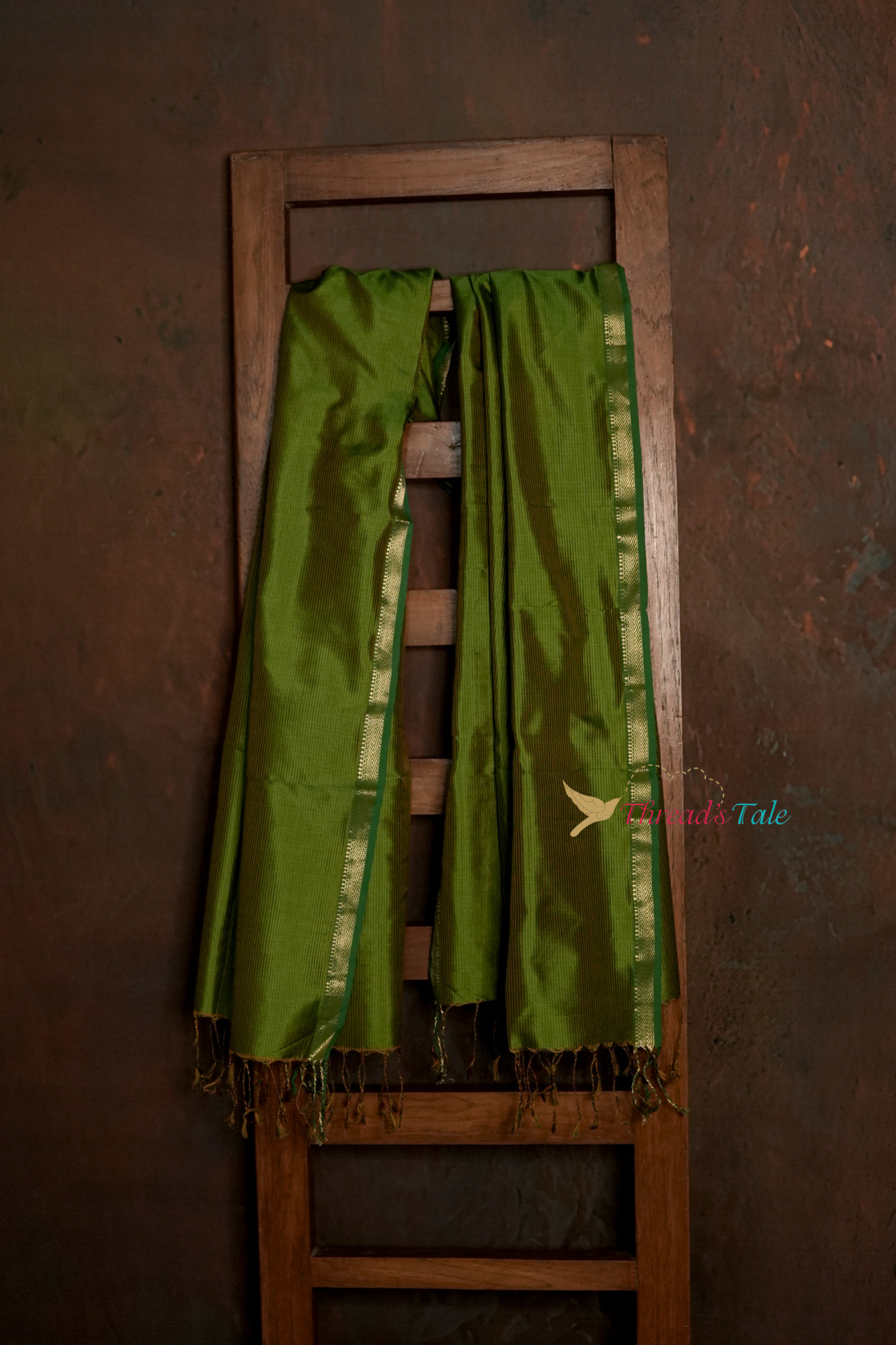 Green Handwoven Textured Pure Silk Stole