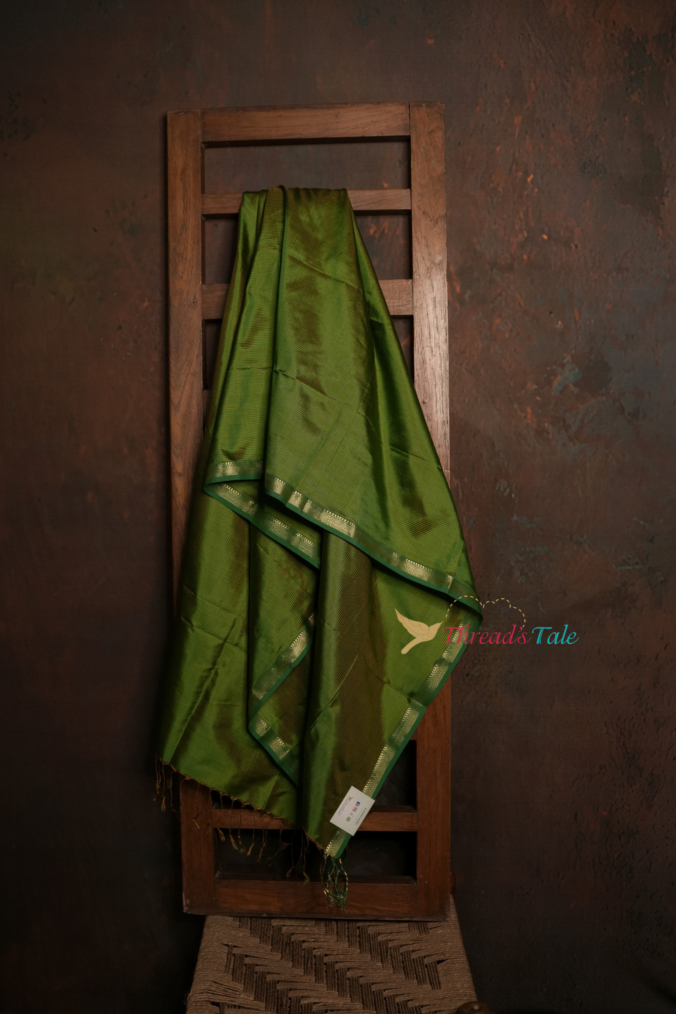 Green Handwoven Textured Pure Silk Stole