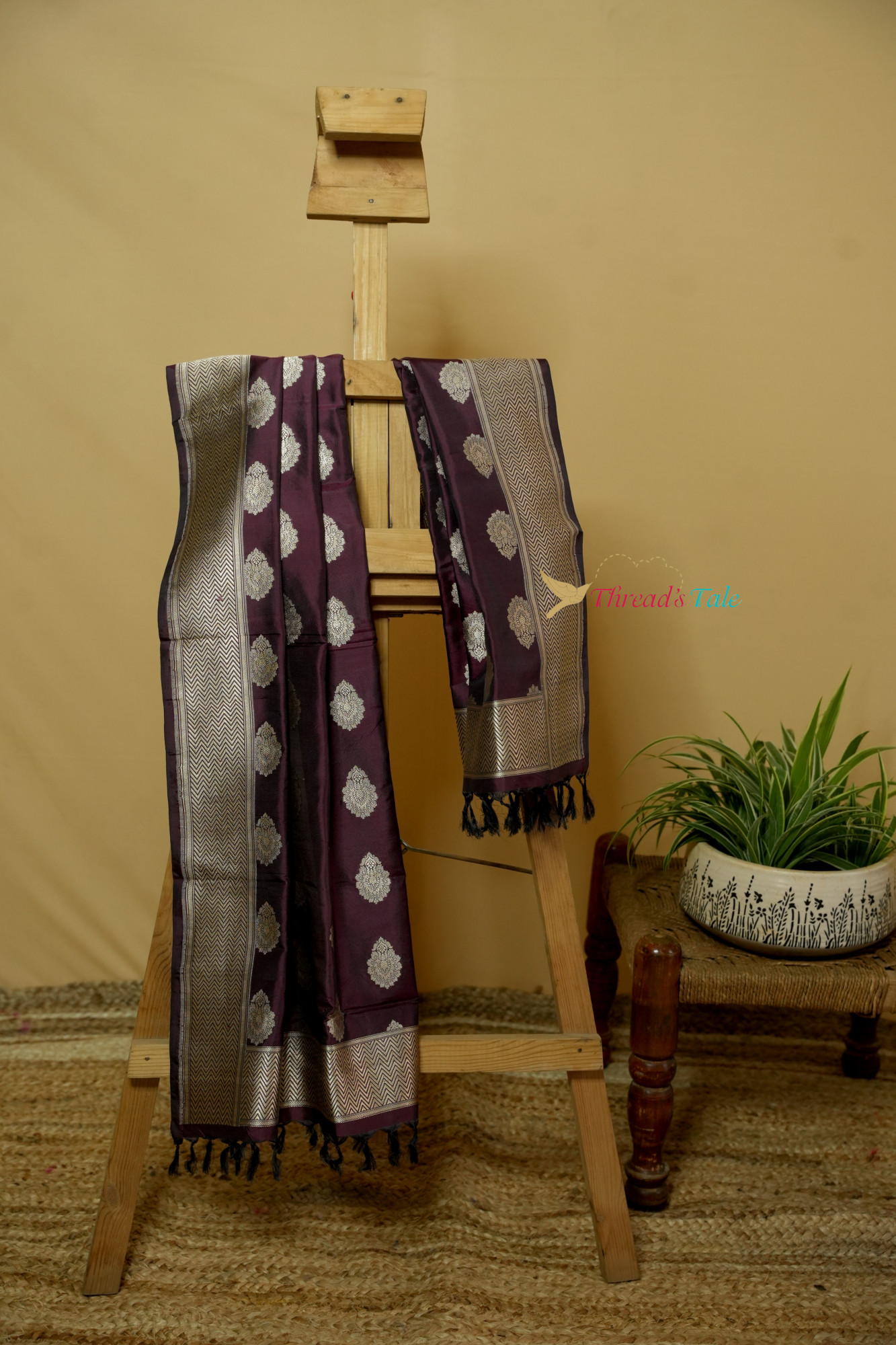 Wine Pure Silk Stoles With Muted Zari Border And Motifs