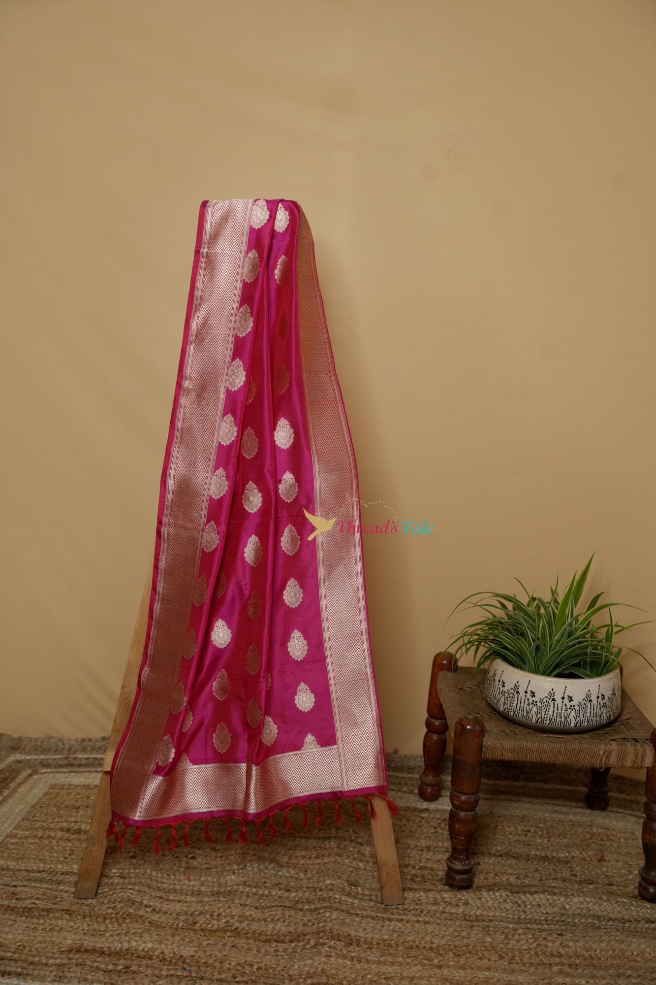 Bright Pink Handwoven Pure Silk Stole With Zari Border And Motifs