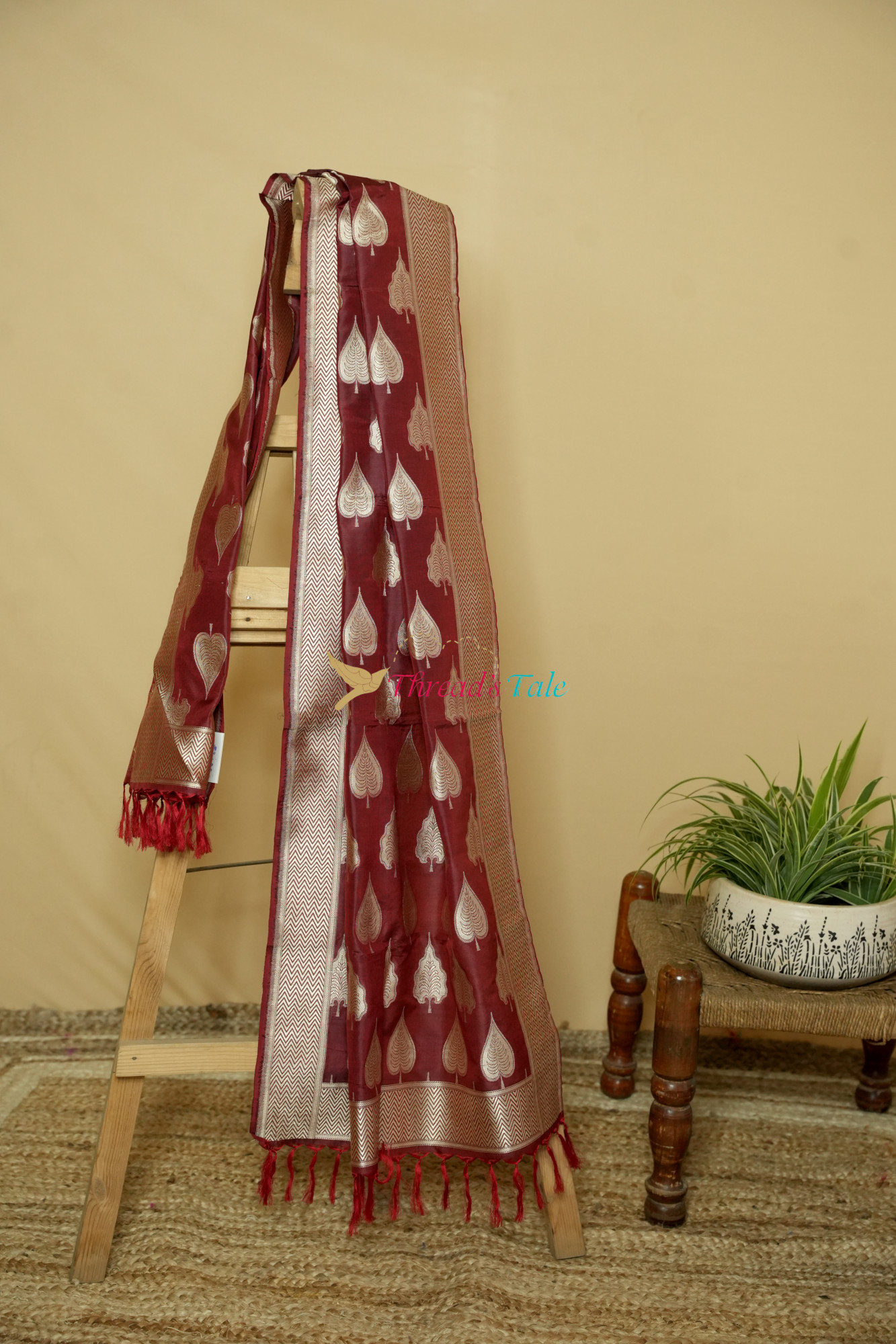 Deep Red Pure Silk Stoles With Zari Butis