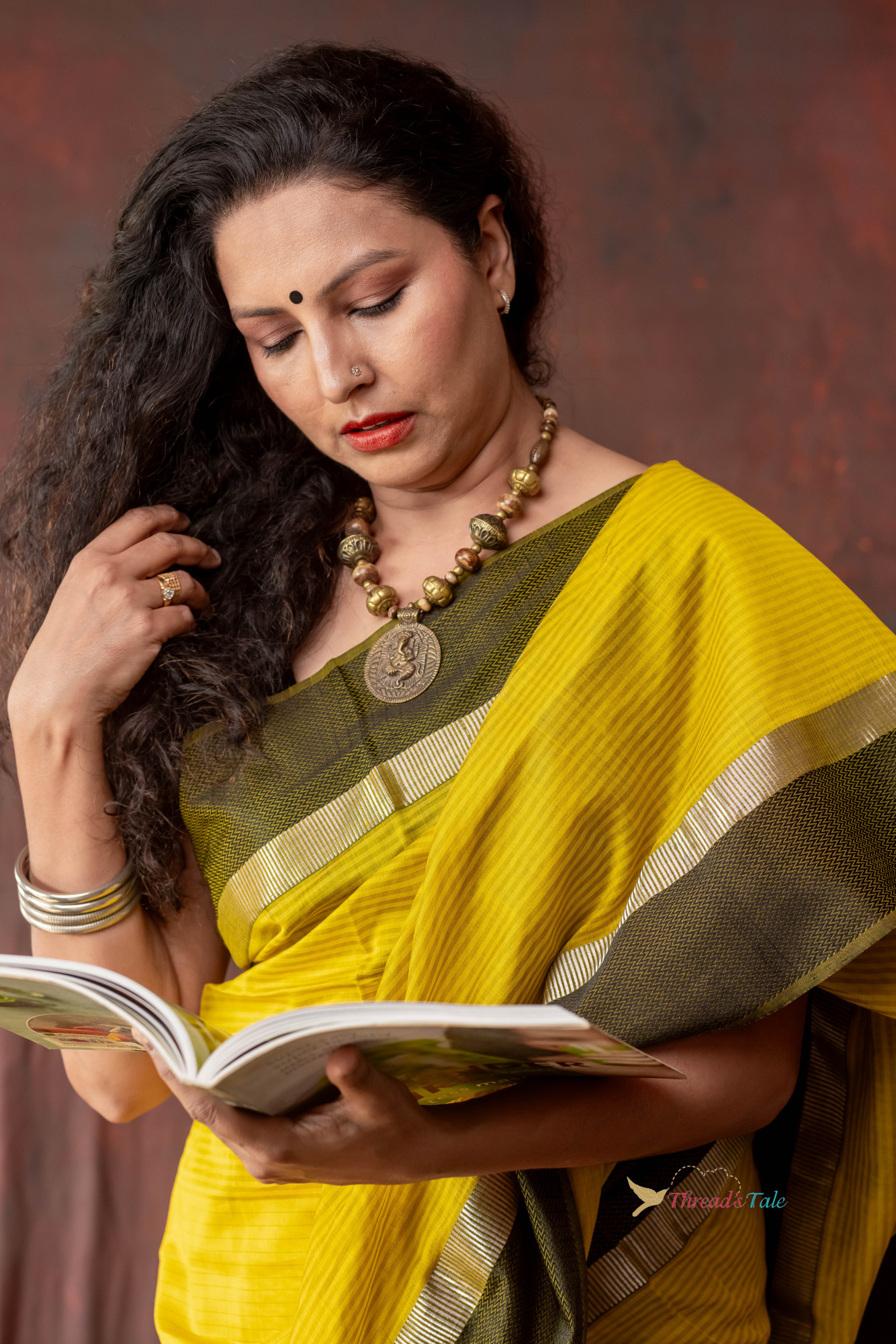Yellow Black Handwoven Pure Maheshwari Silk Saree