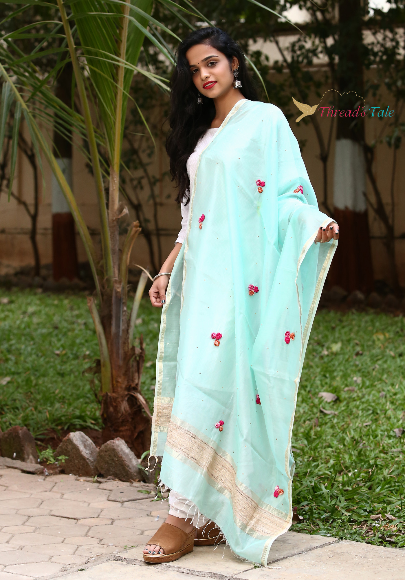 Sea Green Hand Embroidered Handwoven Maheshwari Silk Dupatta
