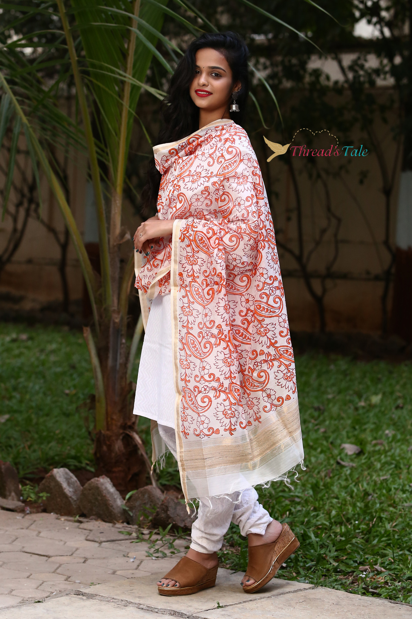 Milky White Handwoven Hand block printed Maheshwari Silk Dupatta