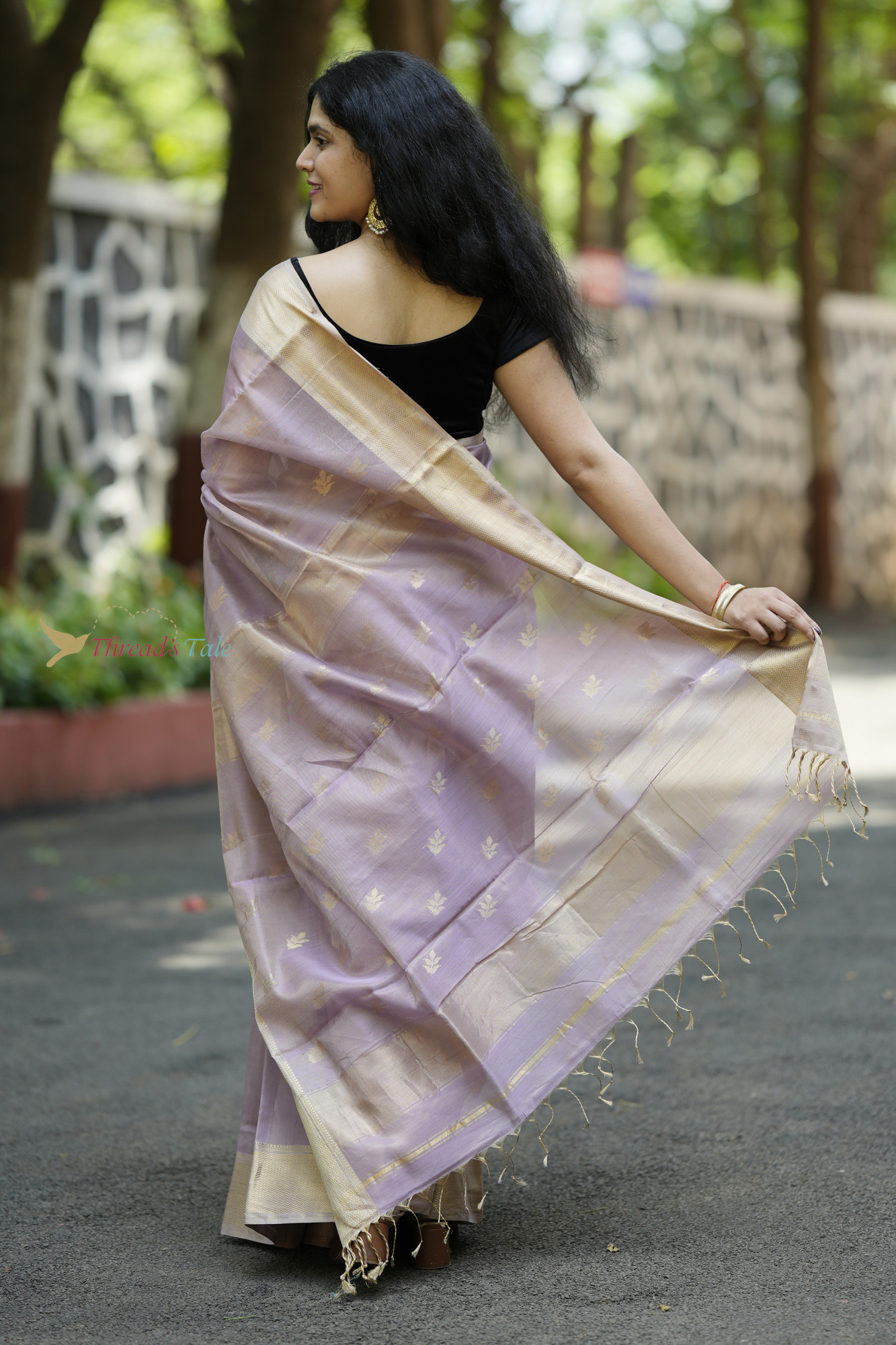 Lavender Golden Handwoven Tissue Saree With Golden Border And Butties