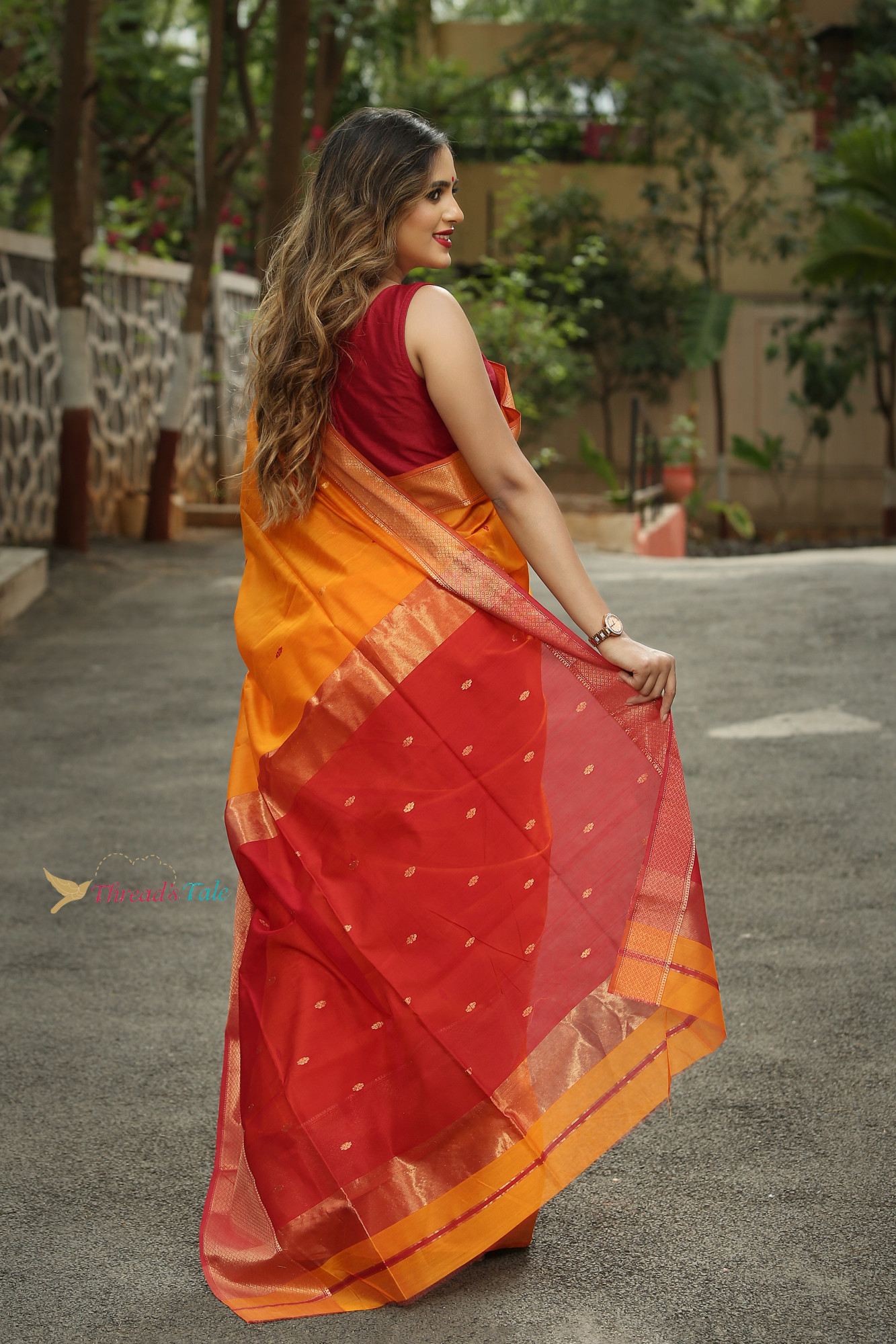 Orange Handwoven Maheshwari Silk Saree With Broad Borer