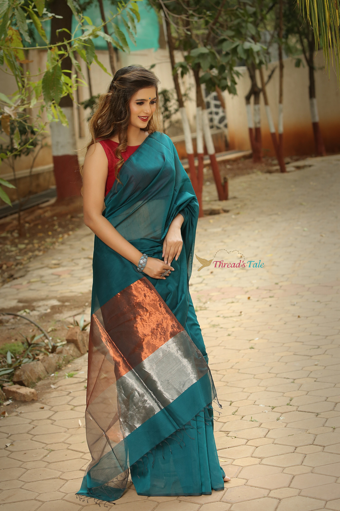 Rama Blue Handwoven Maheshwari Silk Saree with Tissue Aanchal