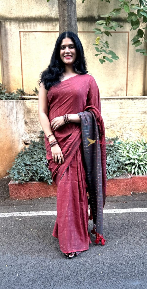 Anjeer Green Handwoven Reversible Cotton Saree