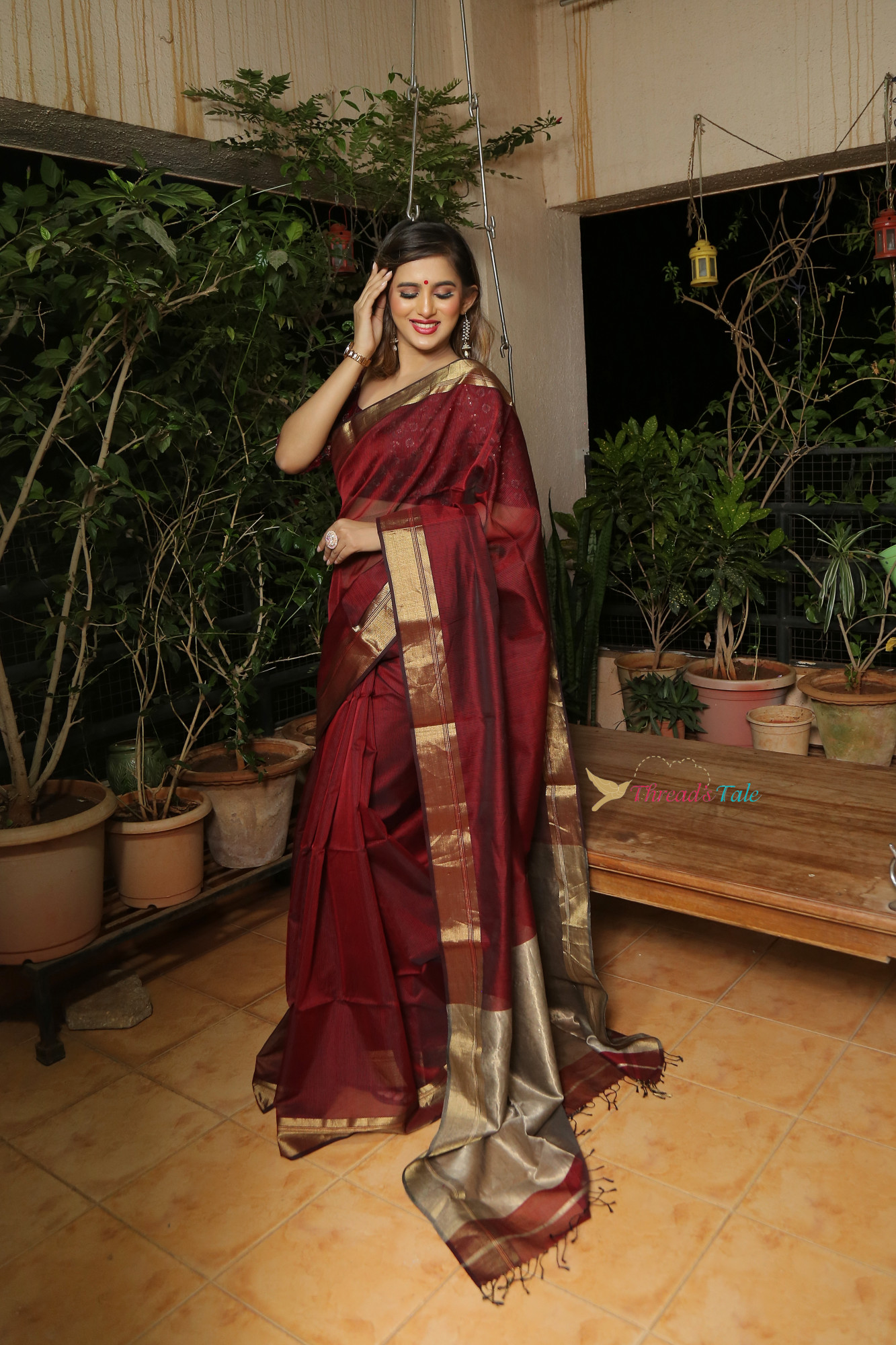 Deep Maroon Handwoven Textured Border With Self Check