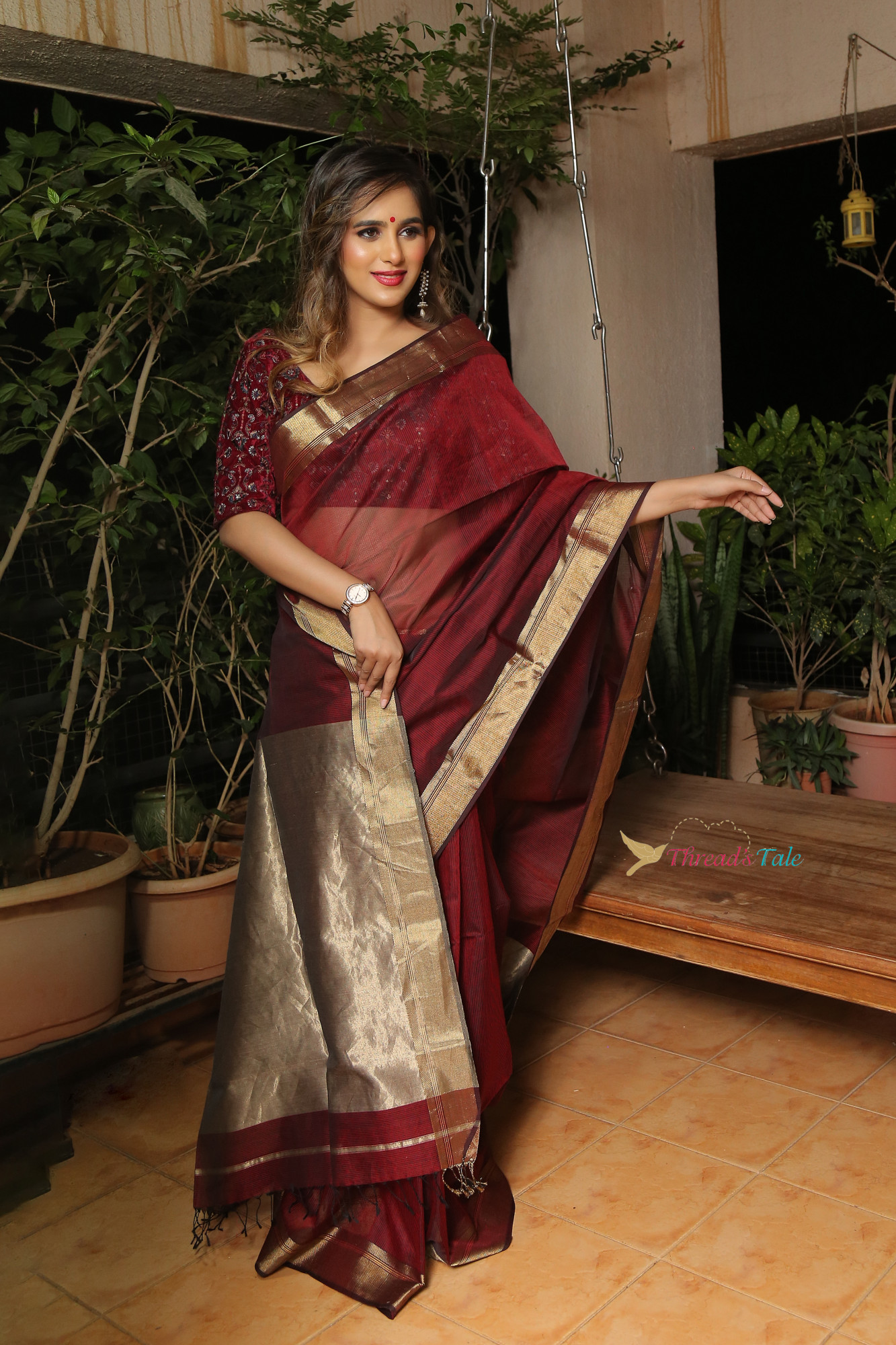 Deep Maroon Handwoven Textured Border With Self Check