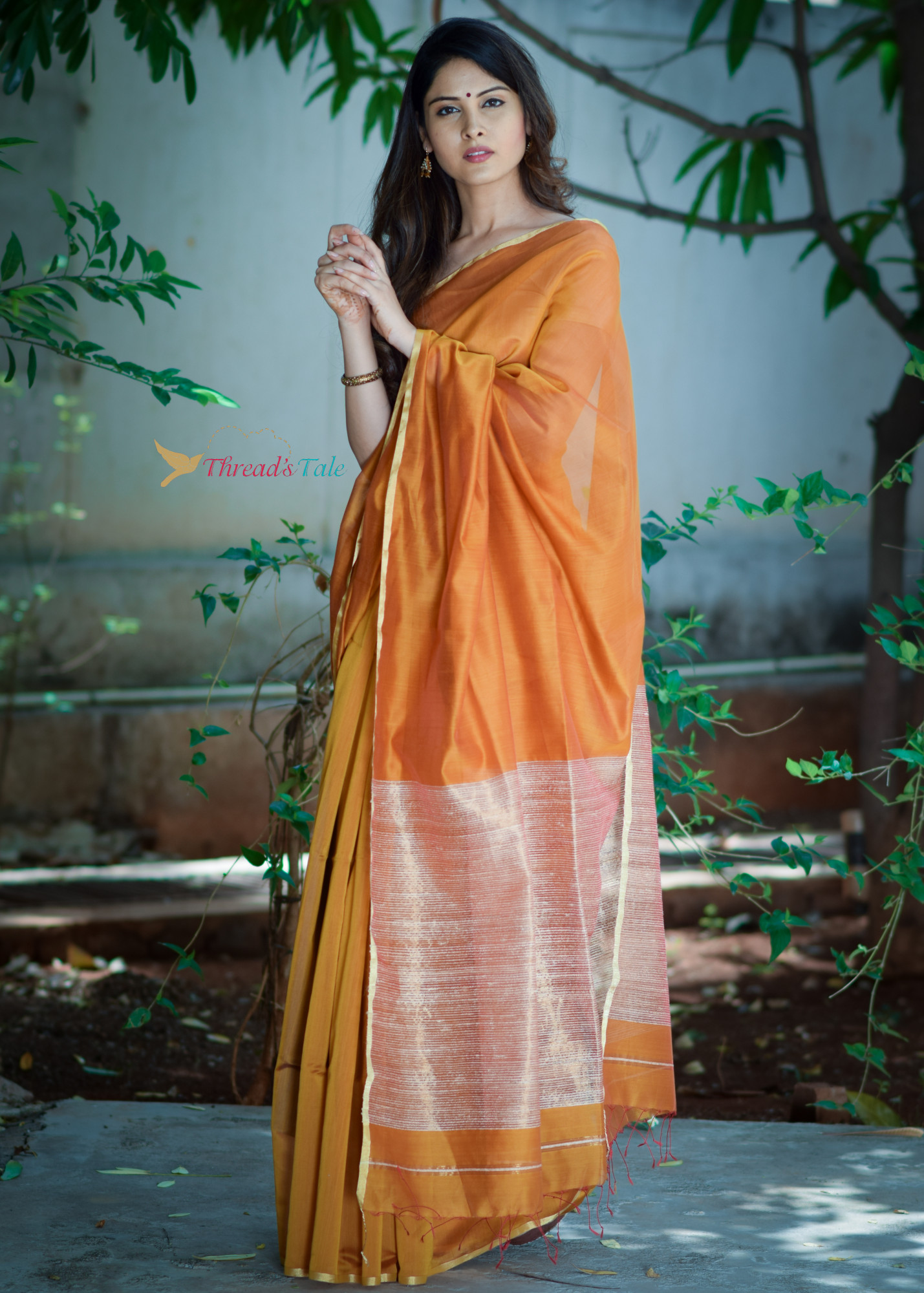 Orange Handwoven Maheshwari Silk Saree With Jute Tissue Aanchal