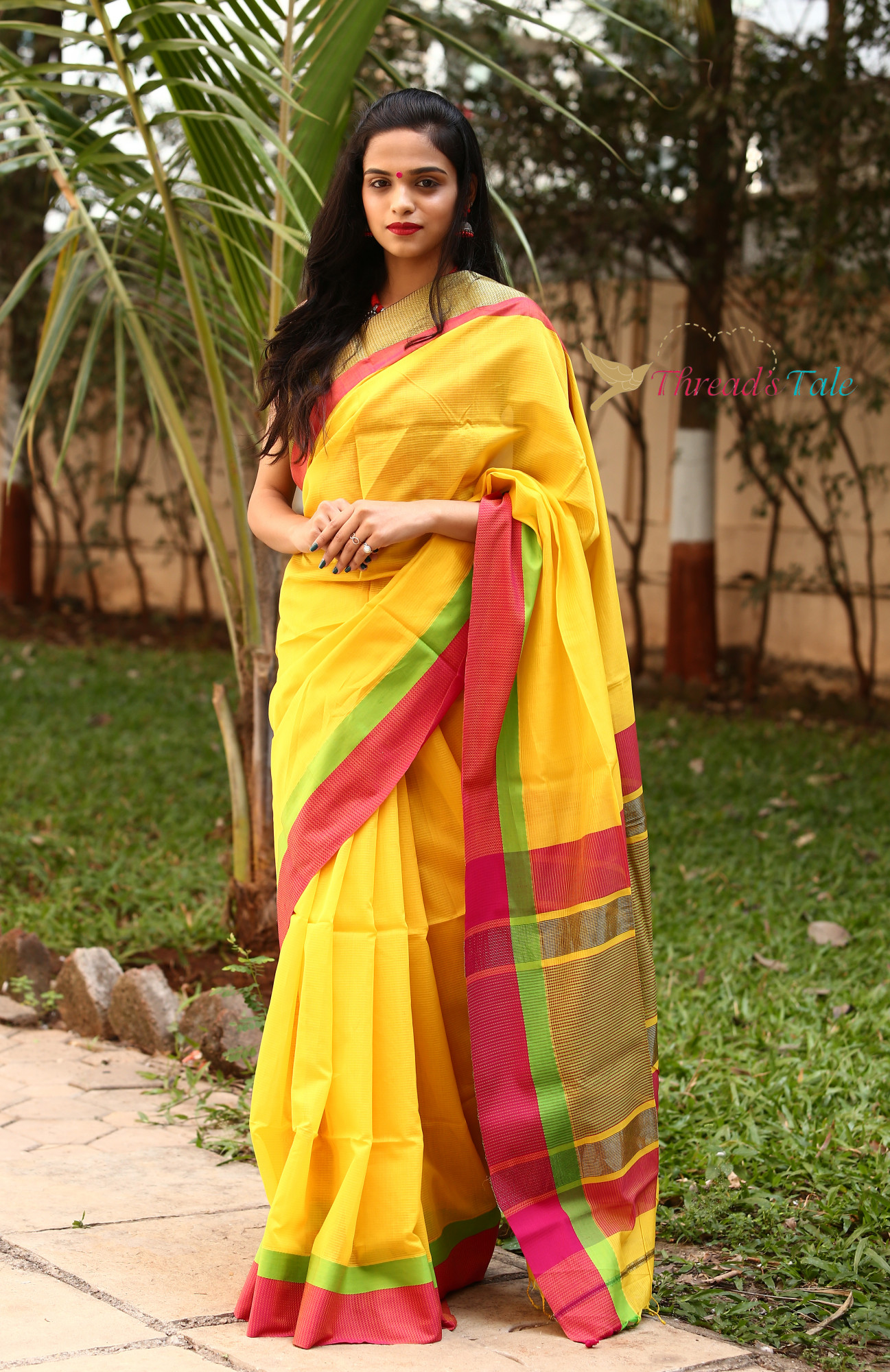 Yellow Handwoven Textured Saree With Contrast Border