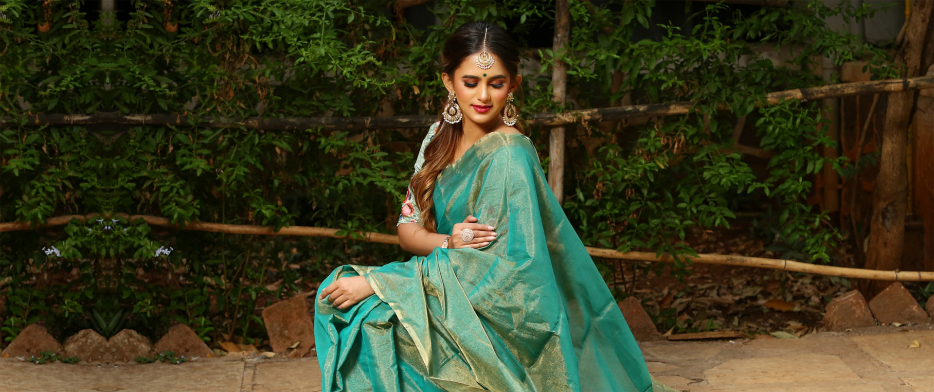 Saree Banner