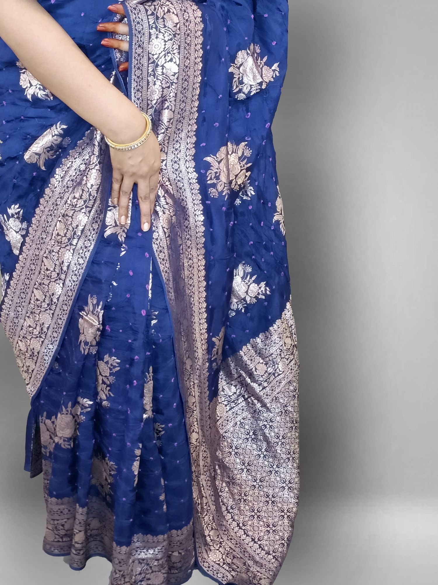 Bandhej soft munga crepe silk saree
