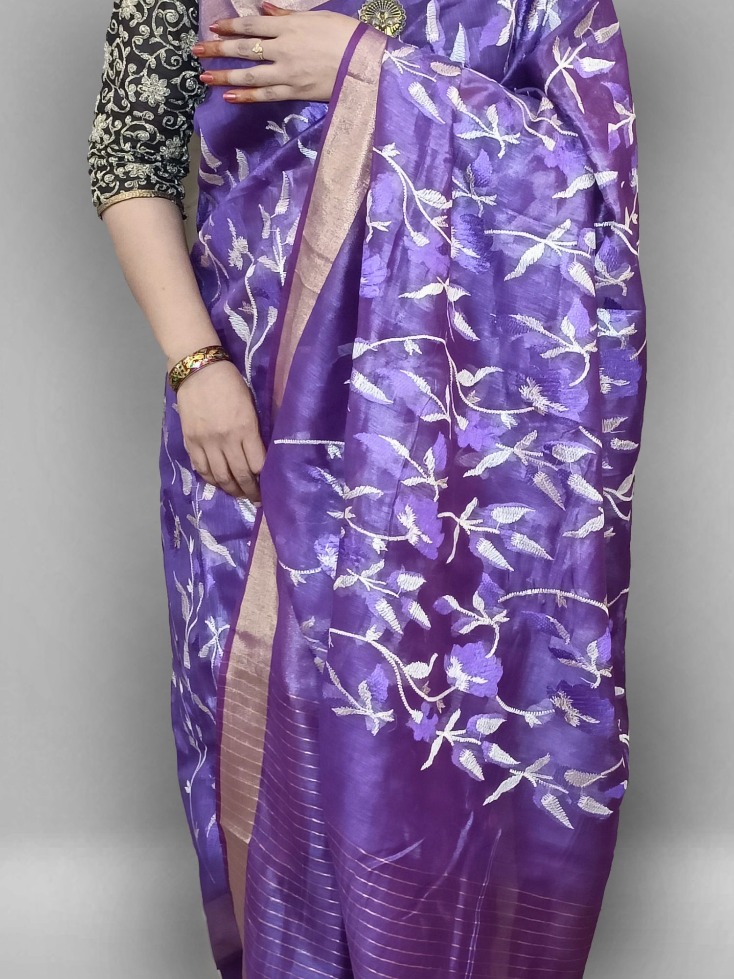 Embroidery mulberry linen tussar silk saree