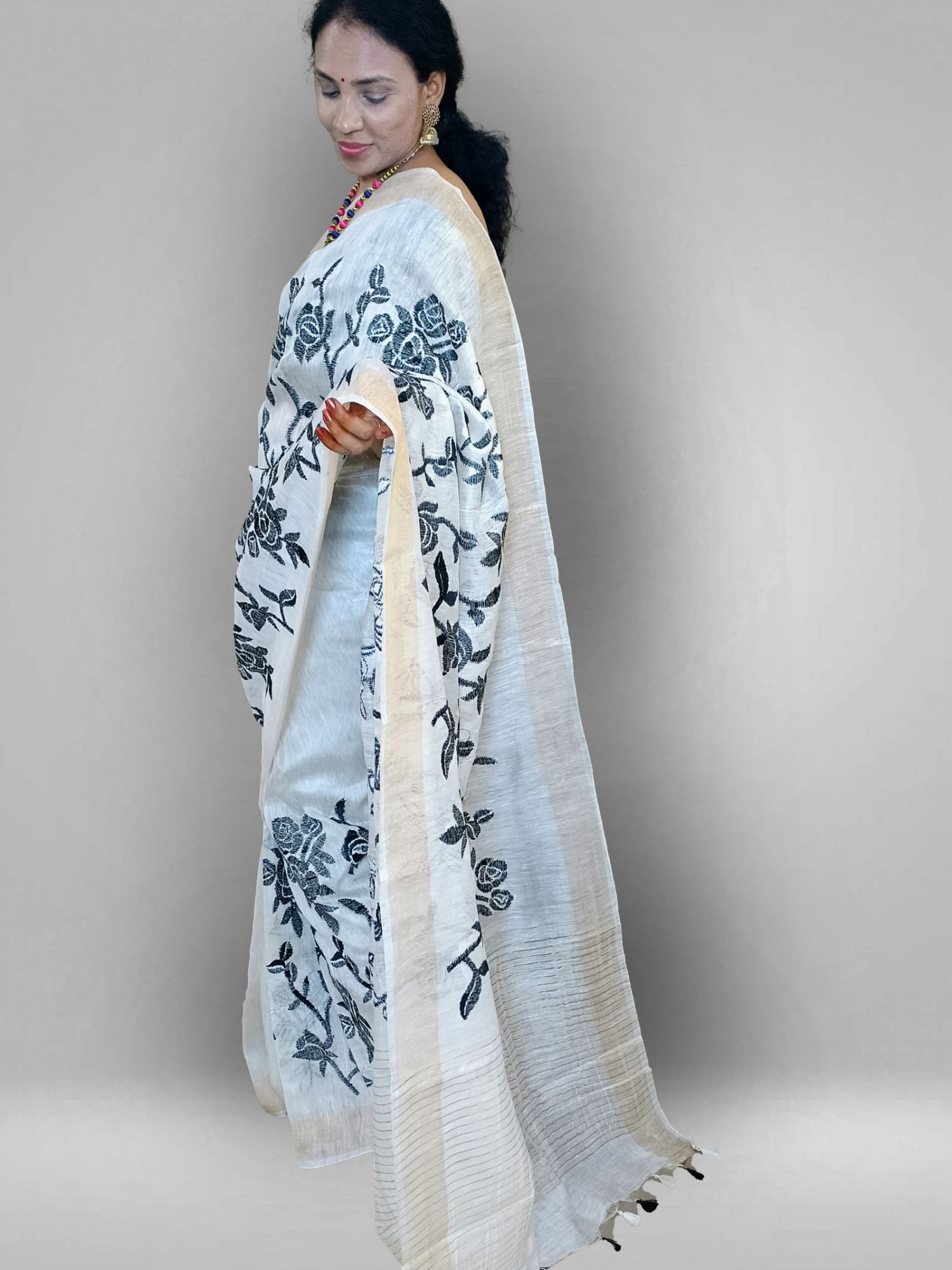Embroidery mulberry linen tussar silk saree