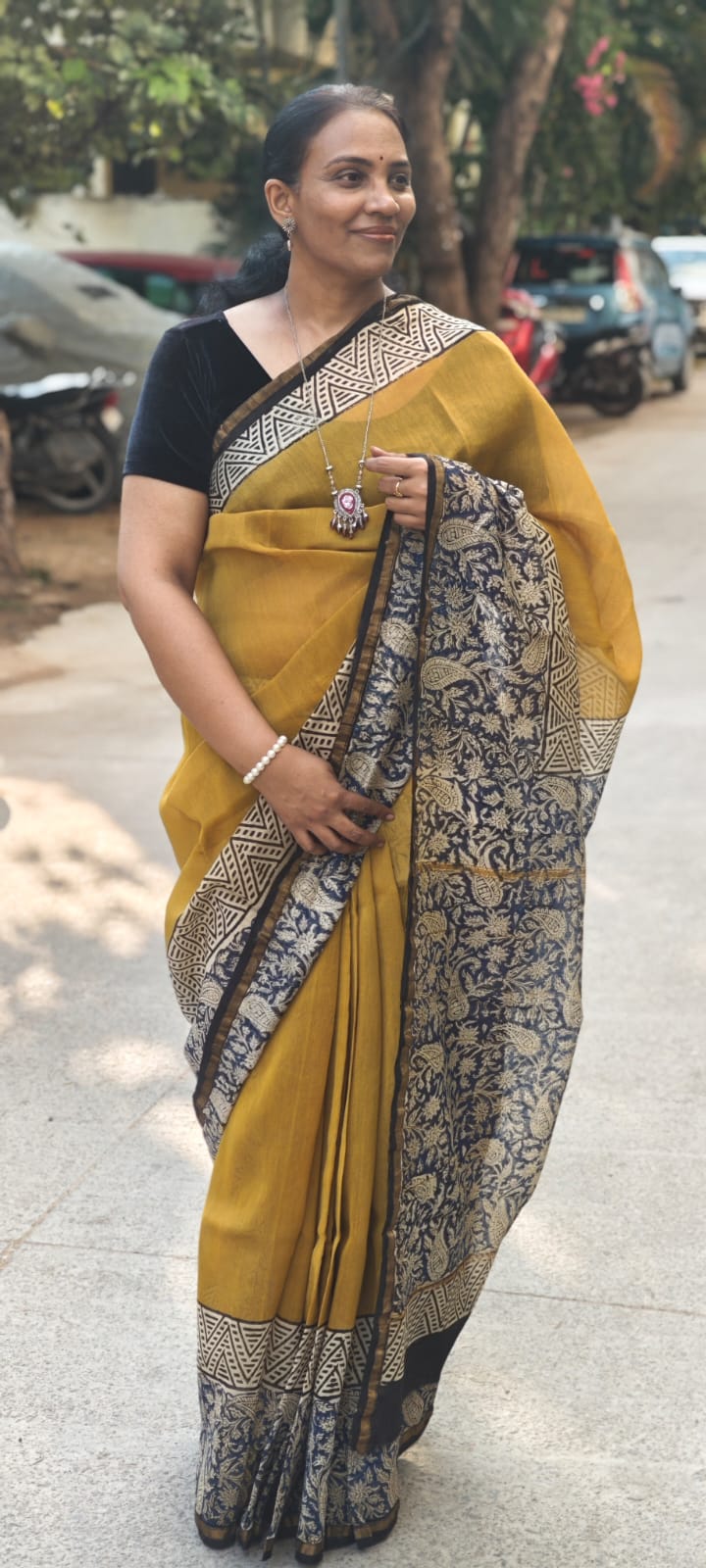 Hand Block Printed Maheshwari silk cotton saree