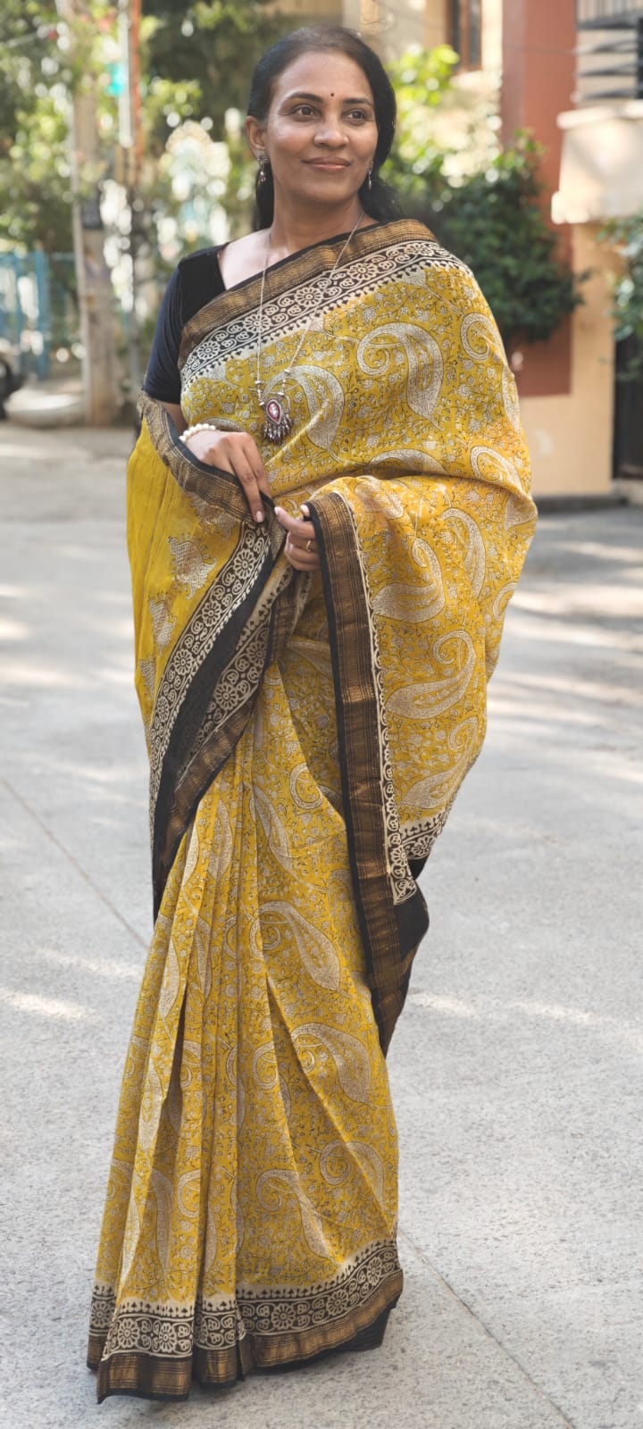 Hand Block Printed Maheshwari silk cotton saree