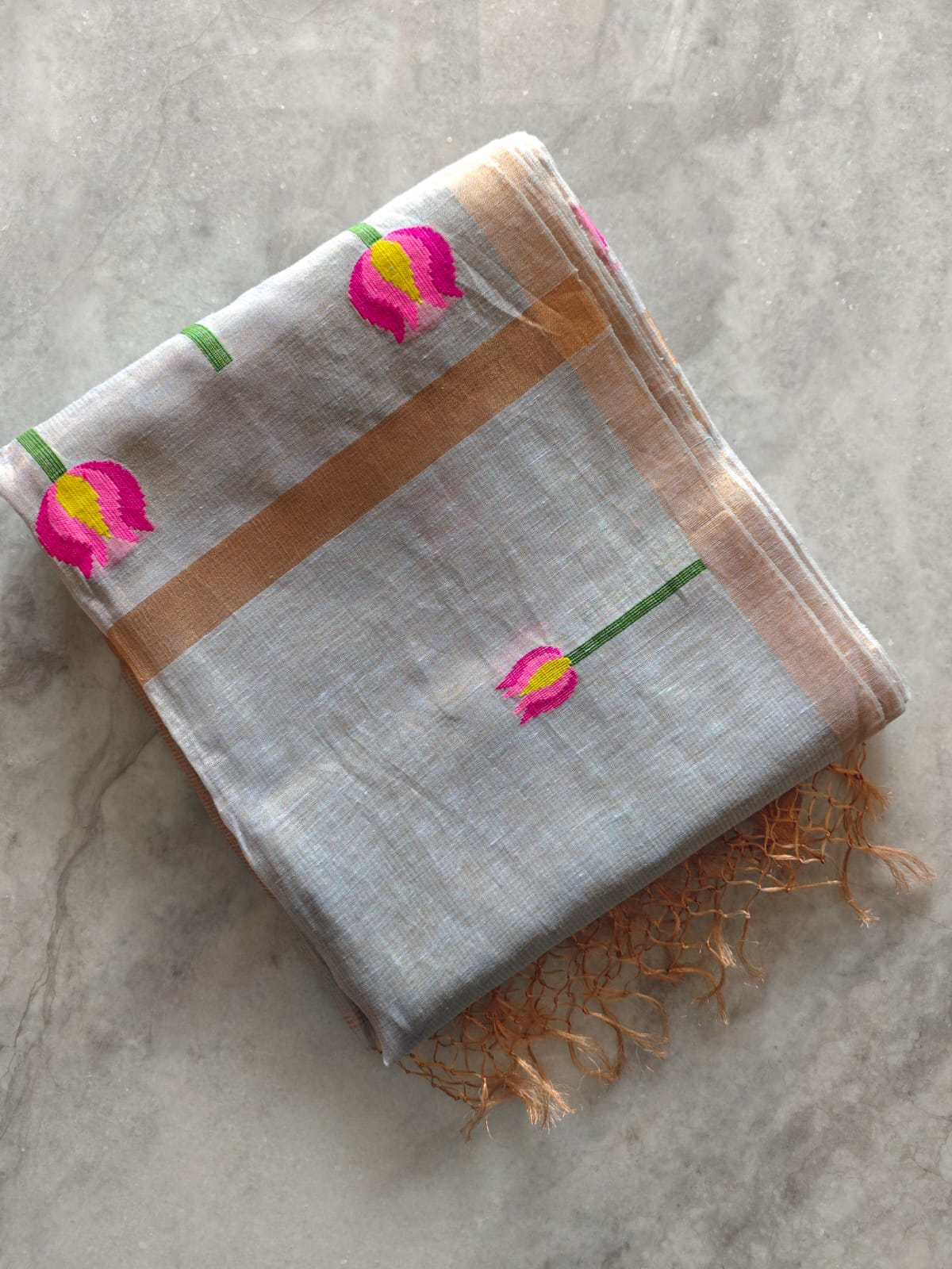 SILK LINEN LOTUS DESIGN JAMDANI SAREE