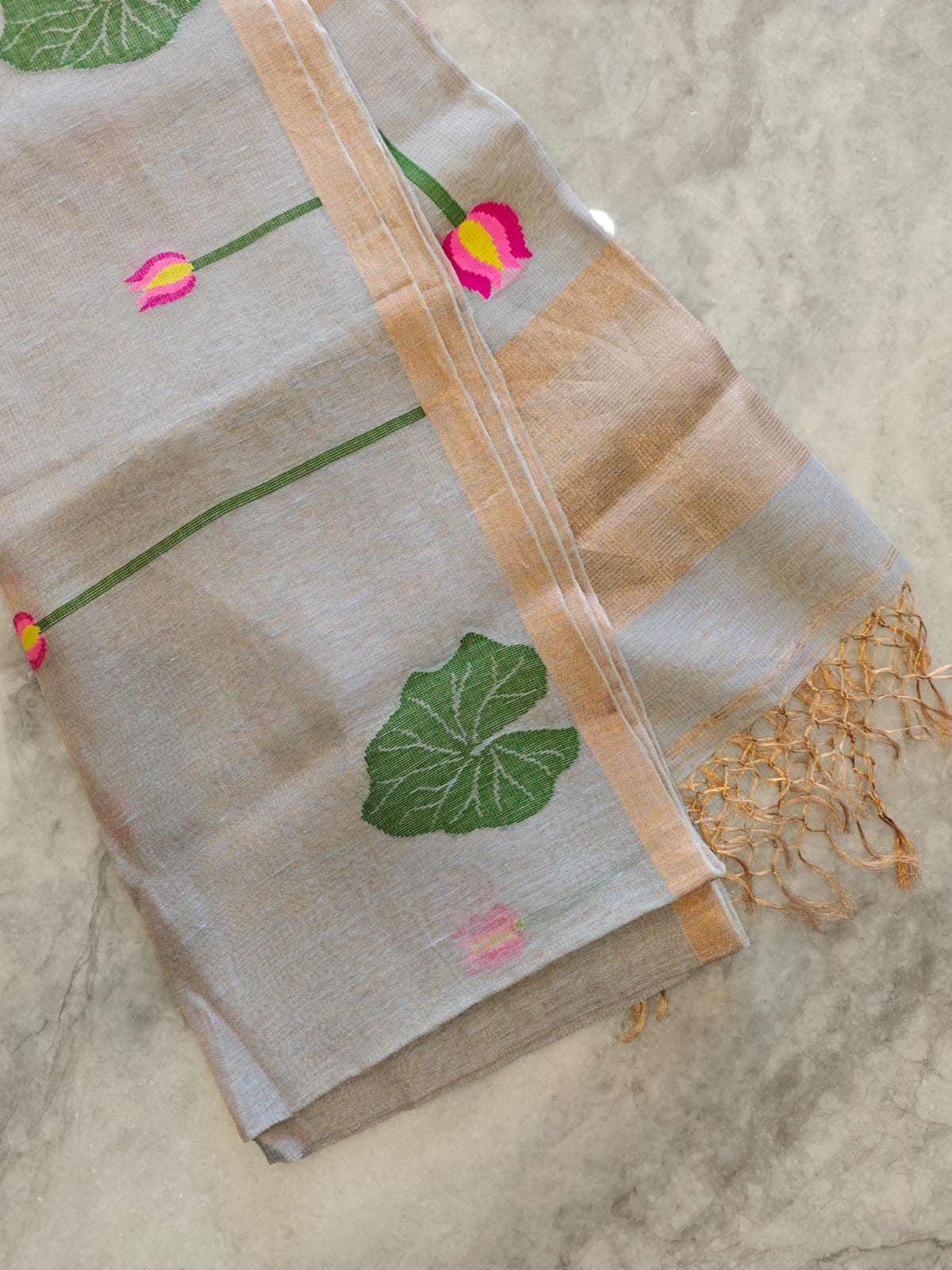 SILK LINEN LOTUS DESIGN JAMDANI SAREE