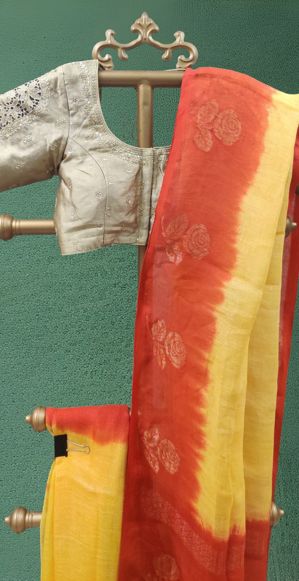 Handwoven Lenin jamdani saree