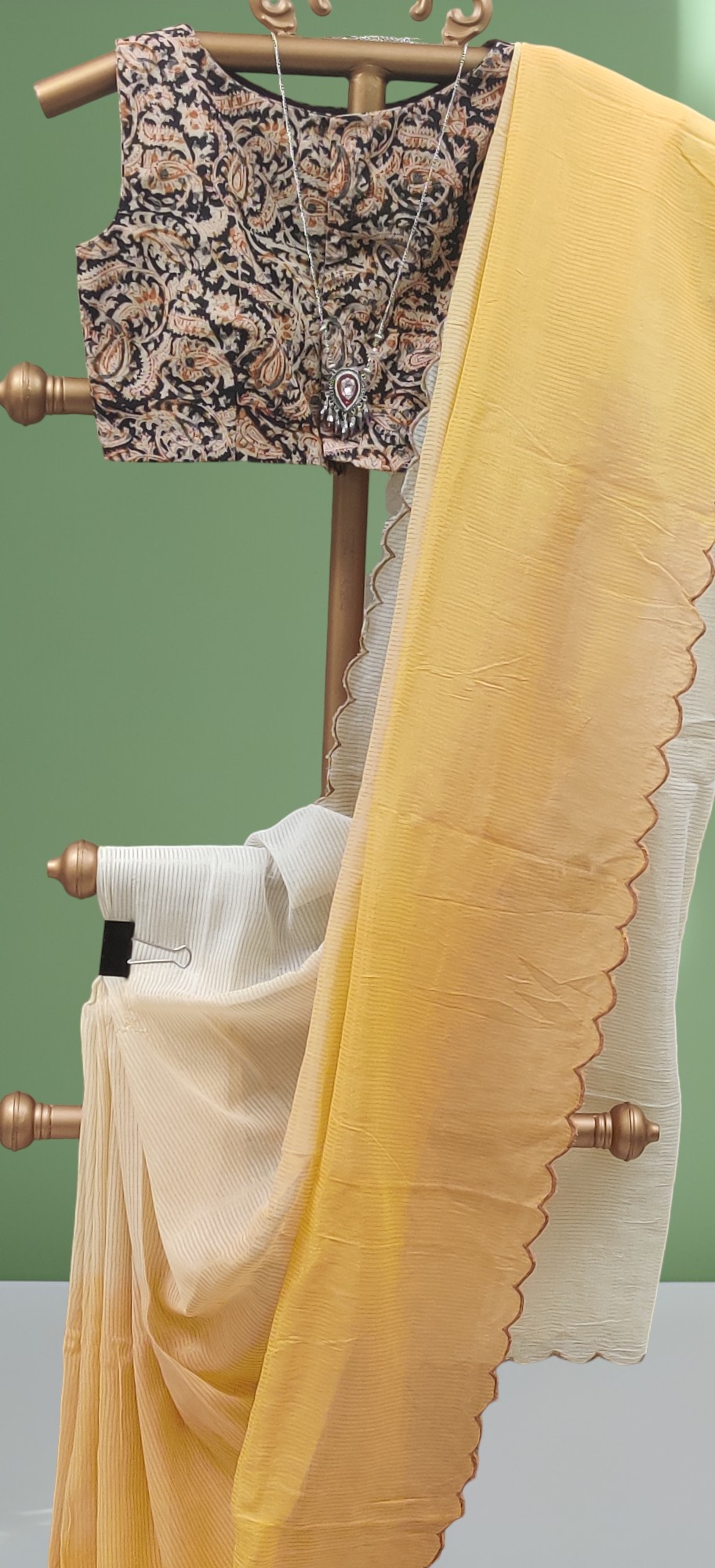 Mul cotton saree with zari stripes and scalloped edges