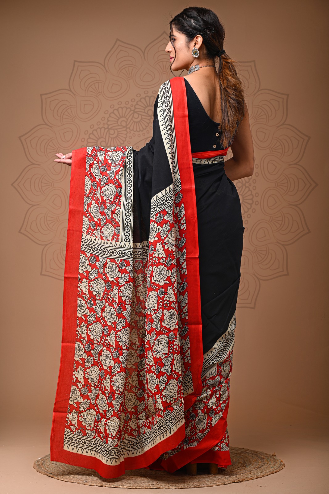 Mulmul cotton saree