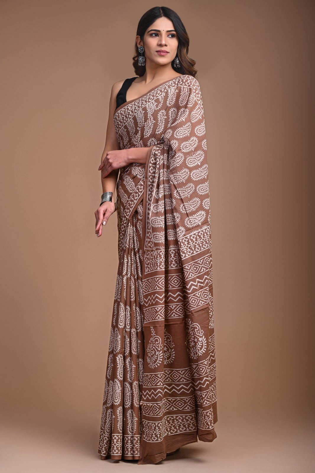 Mulmul cotton saree