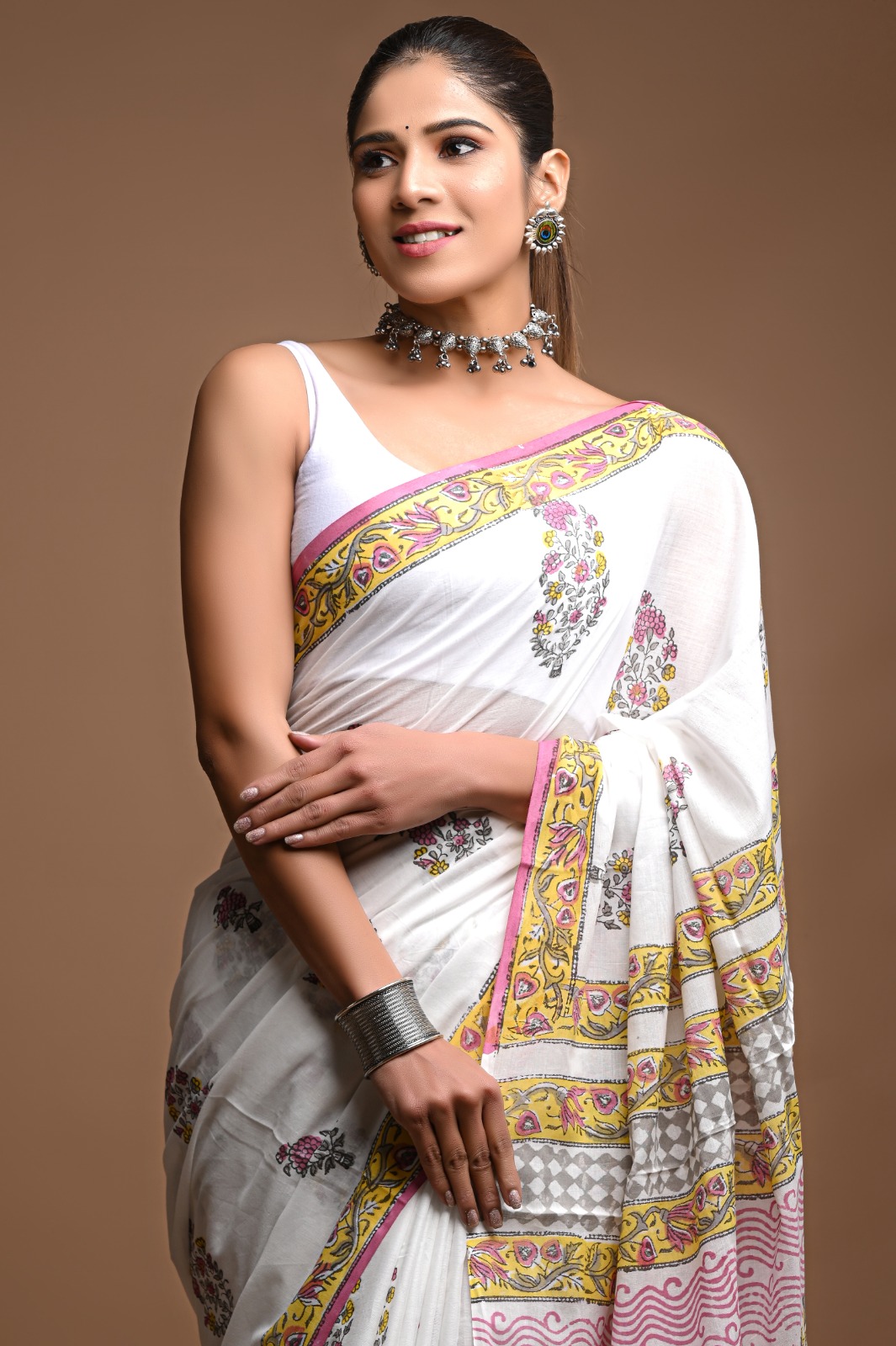 Mulmul cotton saree