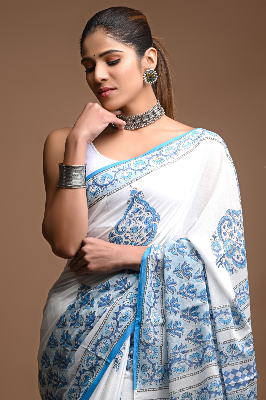 Mulmul cotton saree