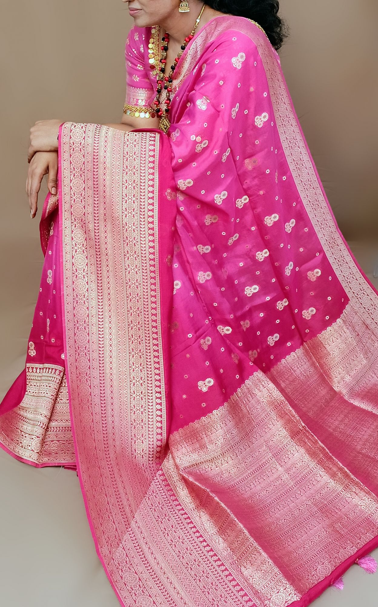 soft munga crepe double shaded saree