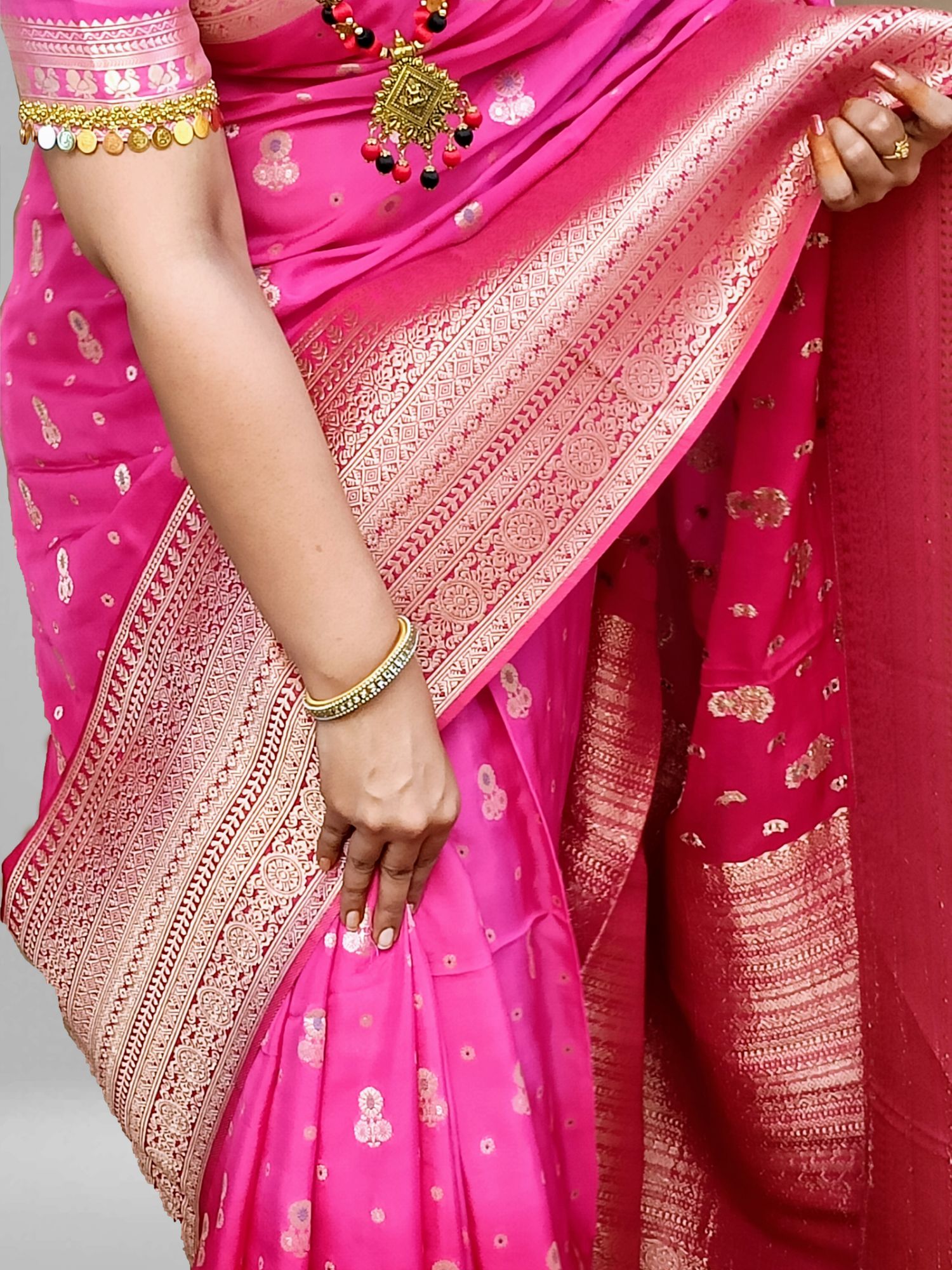 soft munga crepe double shaded saree