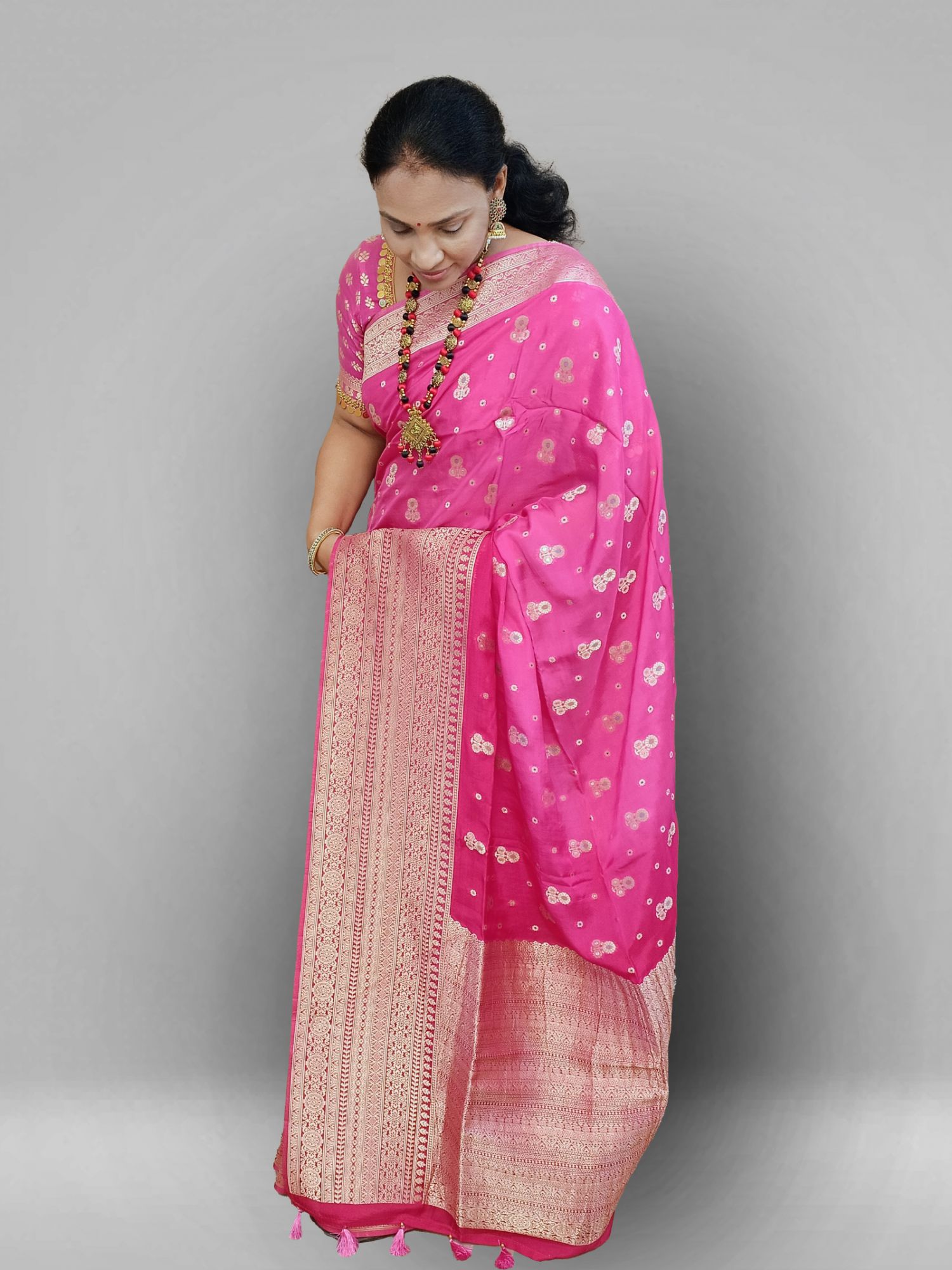 soft munga crepe double shaded saree