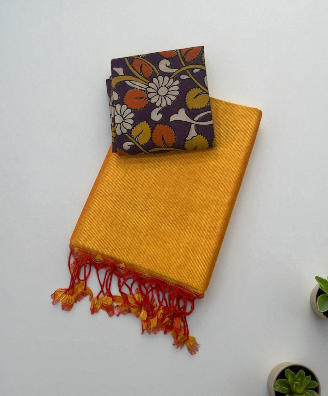 Plain Borderless Mangalagiri Silk Cotton Saree with Printed Kalamkari Cotton Blouse