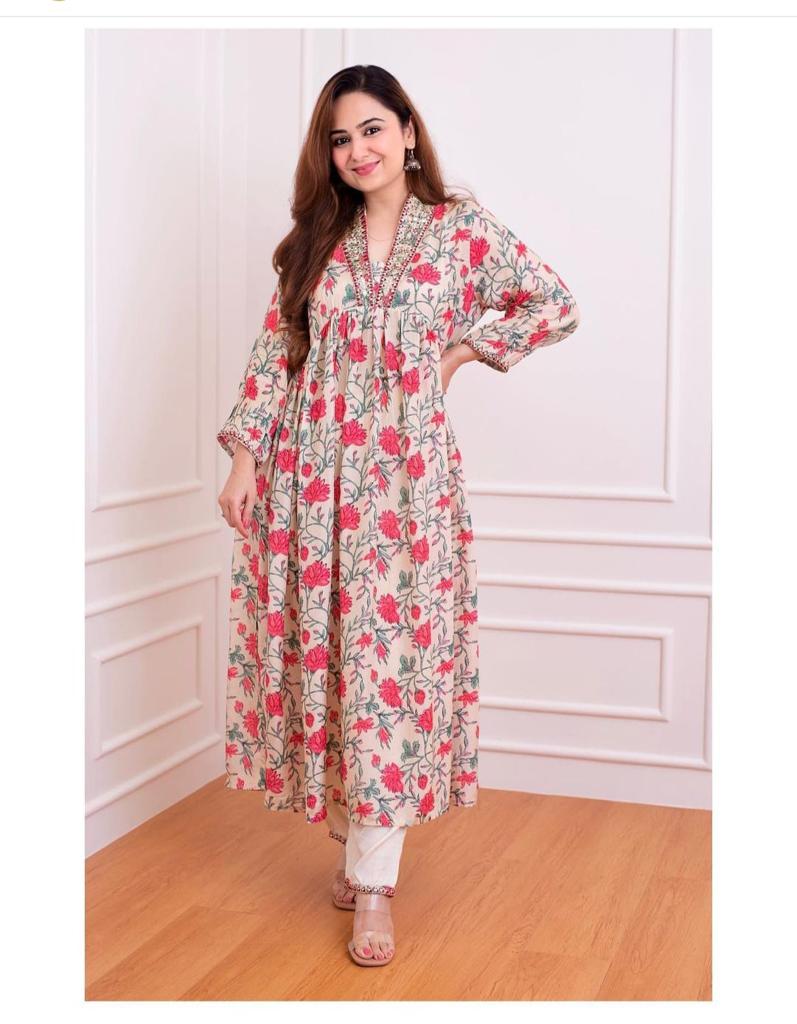 Alia cut floral two piece suit set