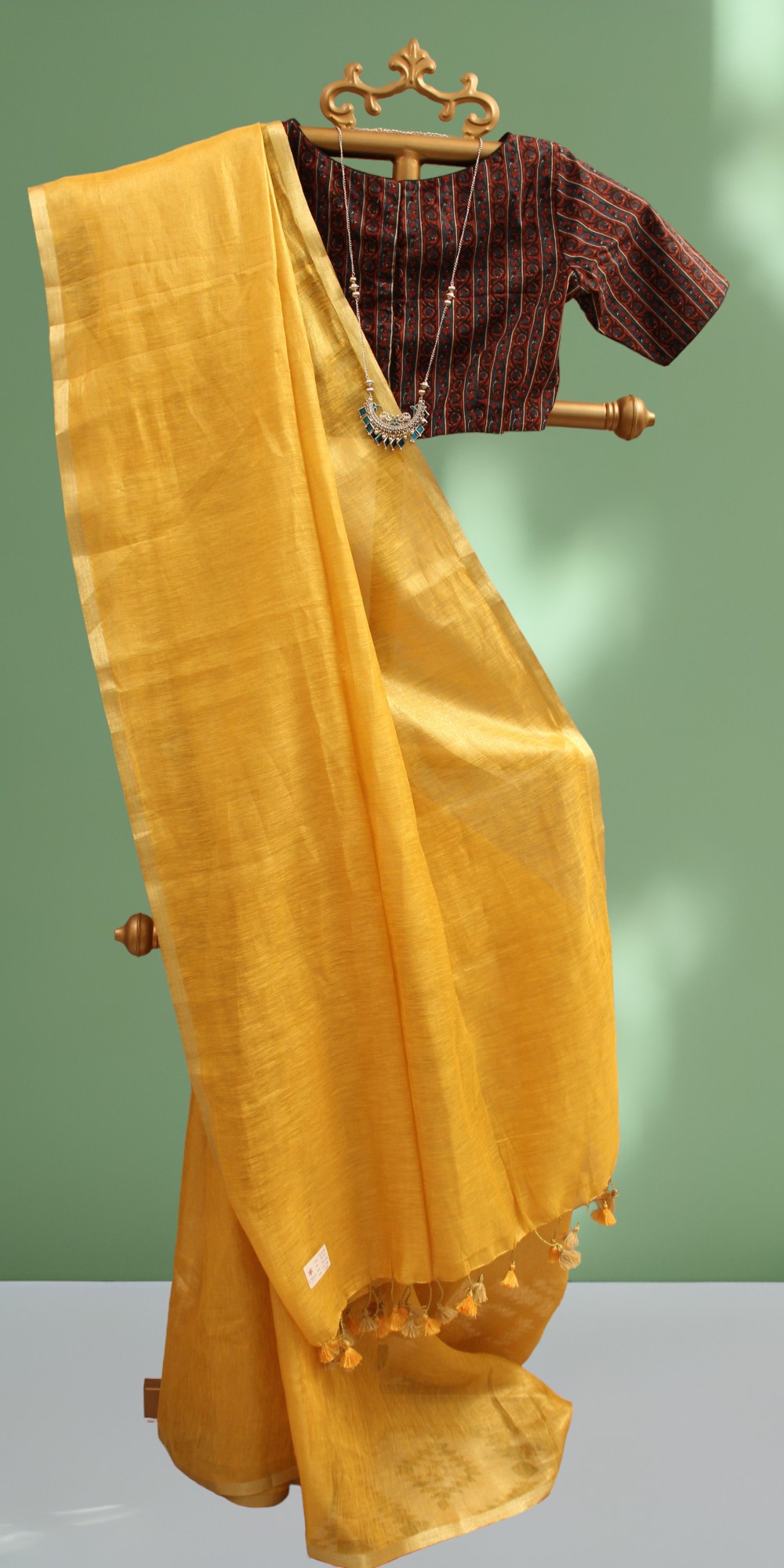 Lenin tissue saree