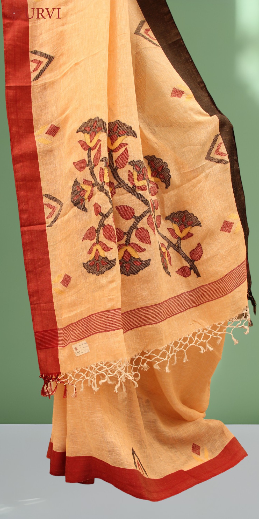 Handwoven Lenin jamdani saree