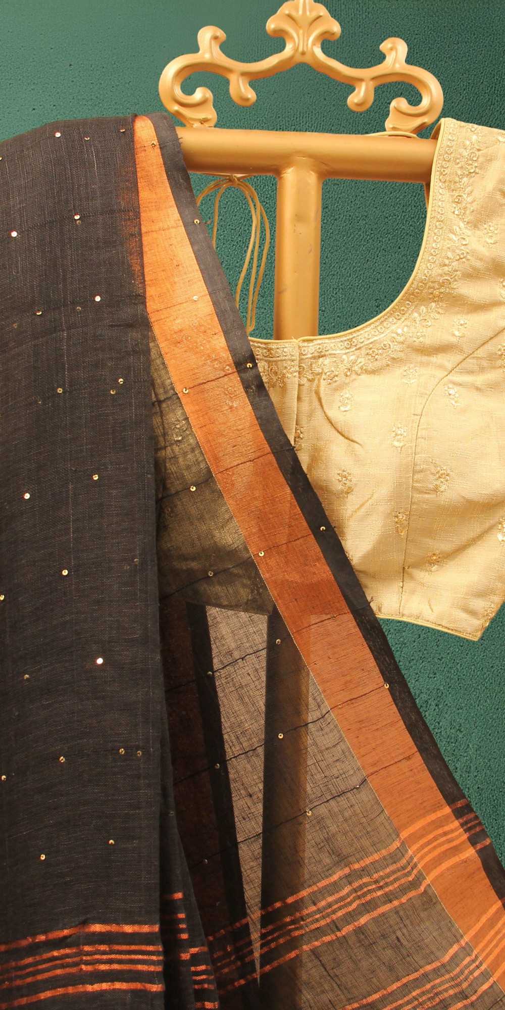 Handwoven Lenin sequence saree