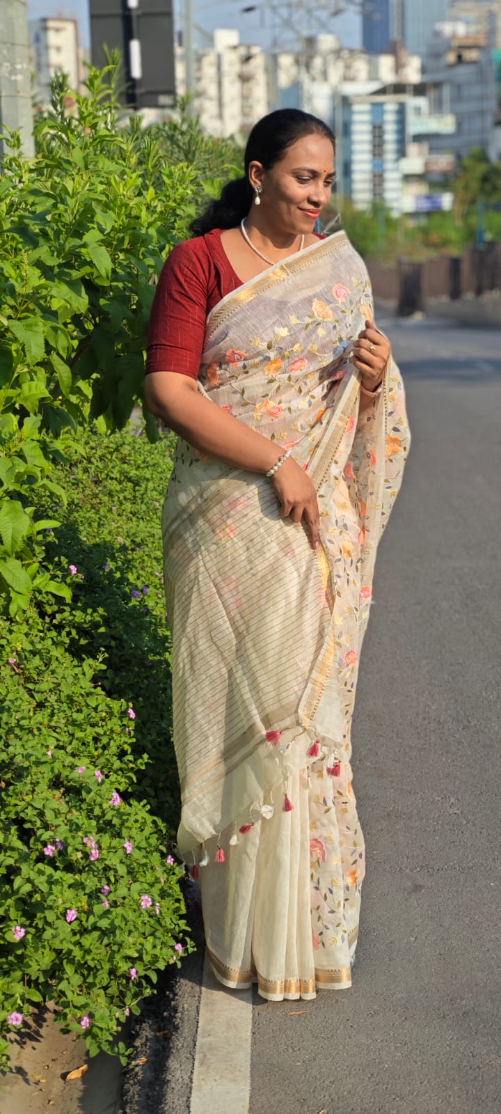 Linen Embroidery saree